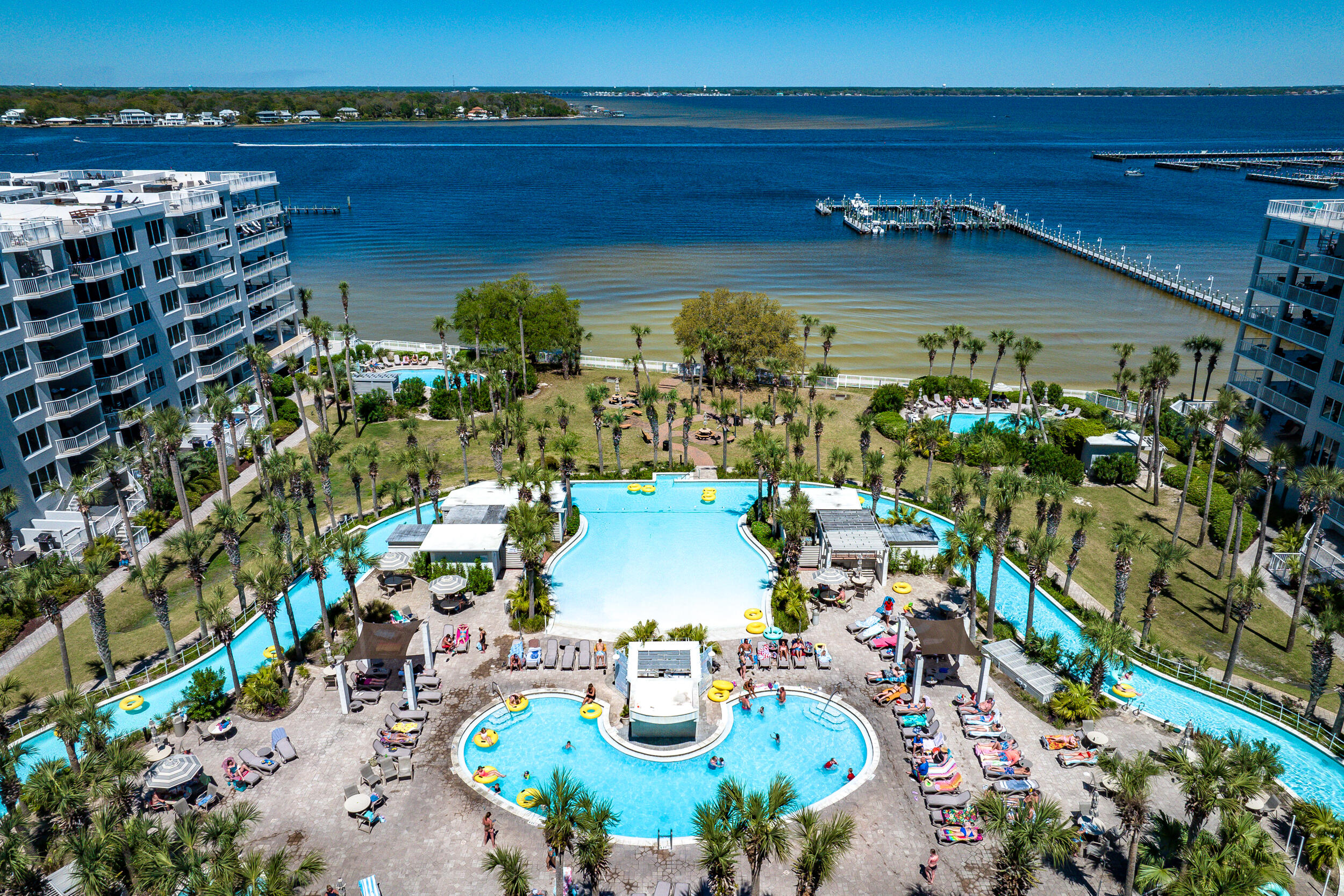 DESTIN WEST GULFSIDE VILLAS - Residential