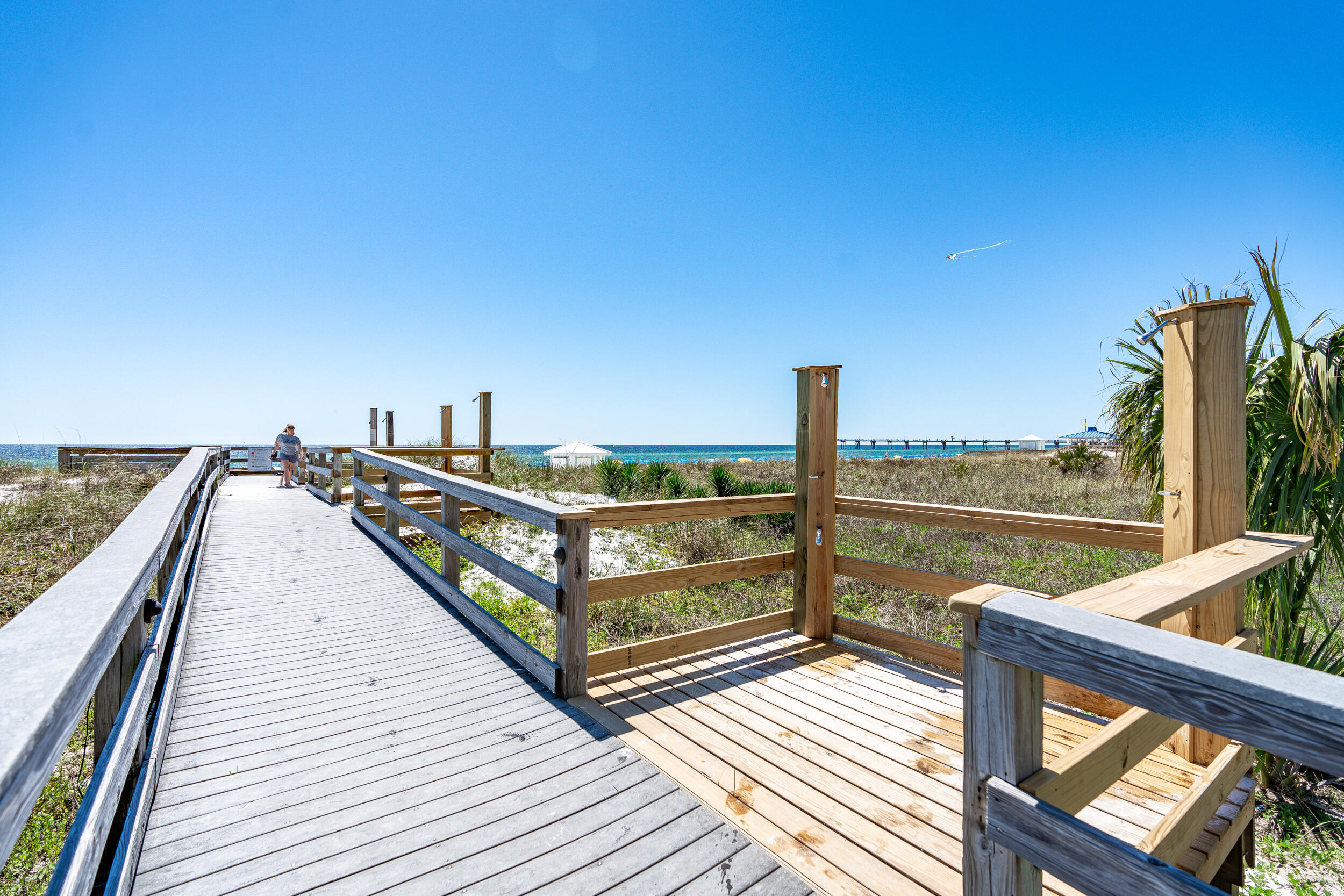 DESTIN WEST GULFSIDE VILLAS - Residential