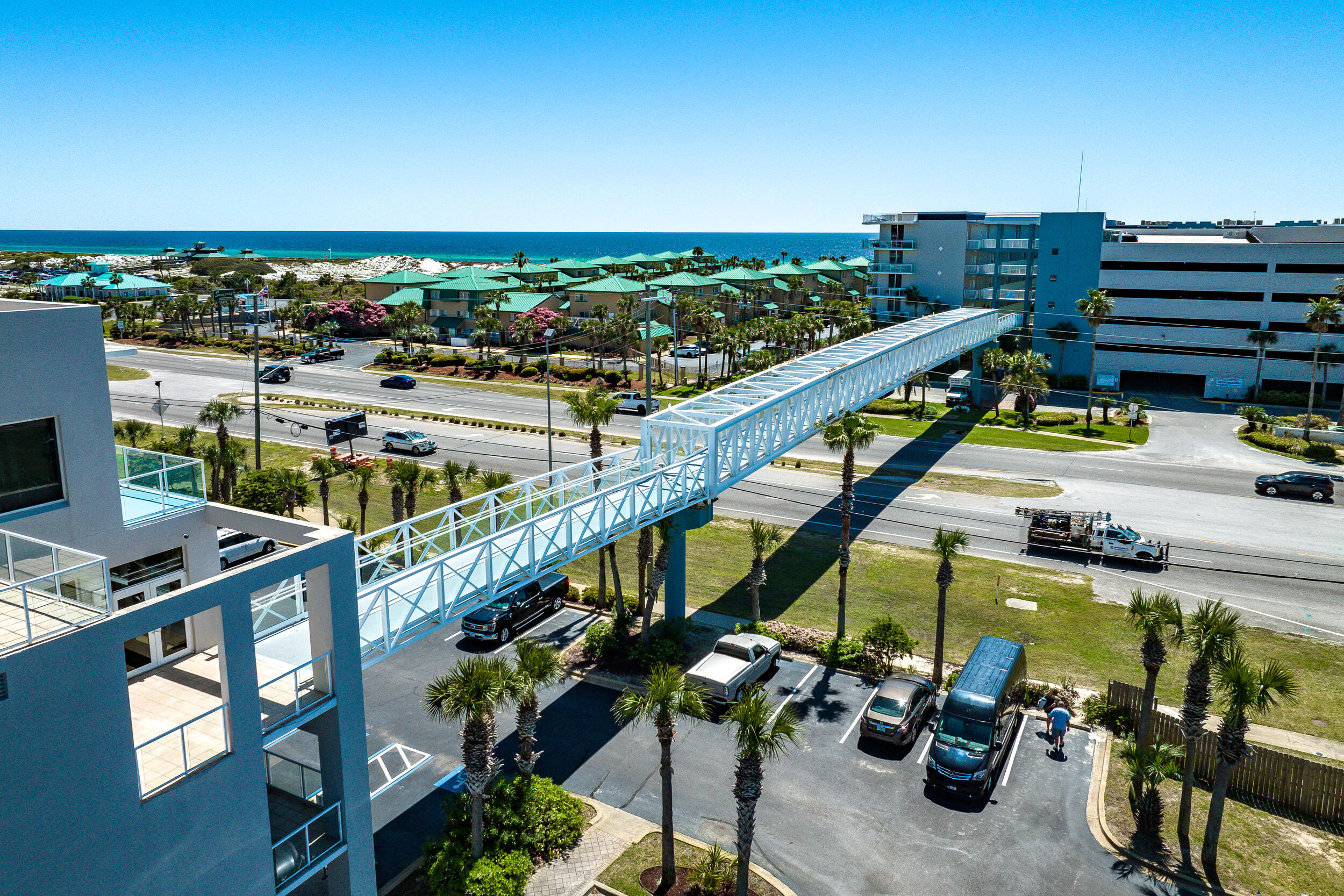 DESTIN WEST GULFSIDE VILLAS - Residential