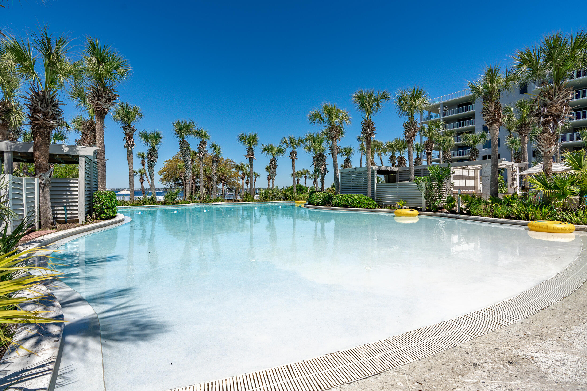 DESTIN WEST GULFSIDE VILLAS - Residential
