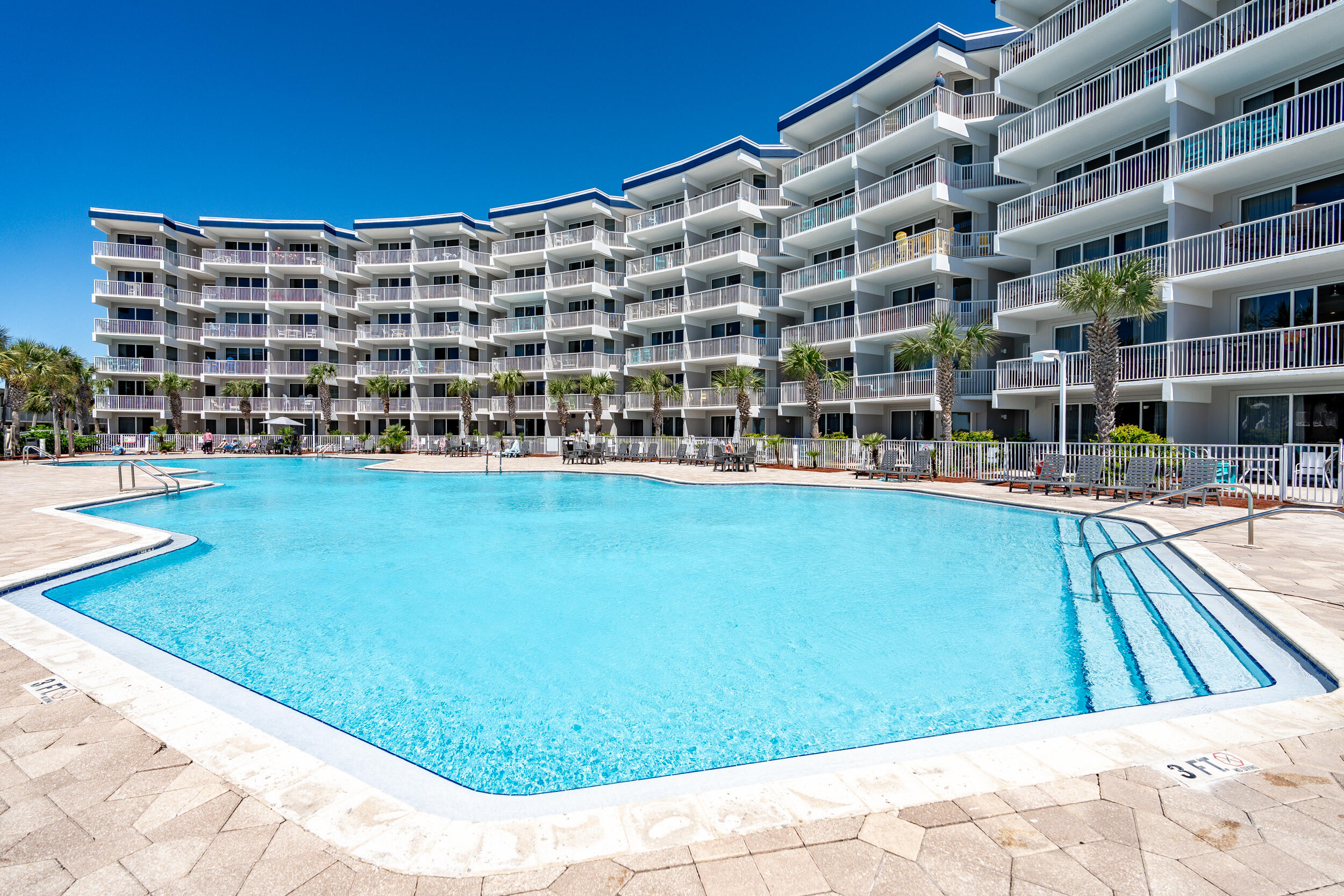 DESTIN WEST GULFSIDE VILLAS - Residential