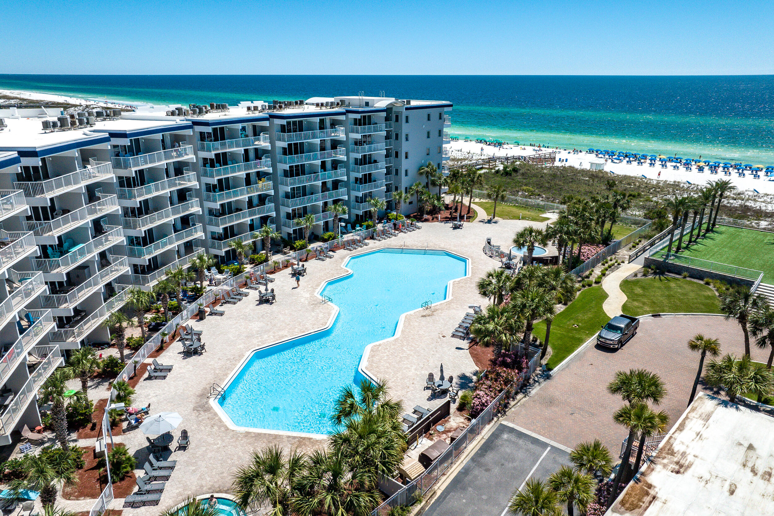 DESTIN WEST GULFSIDE VILLAS - Residential
