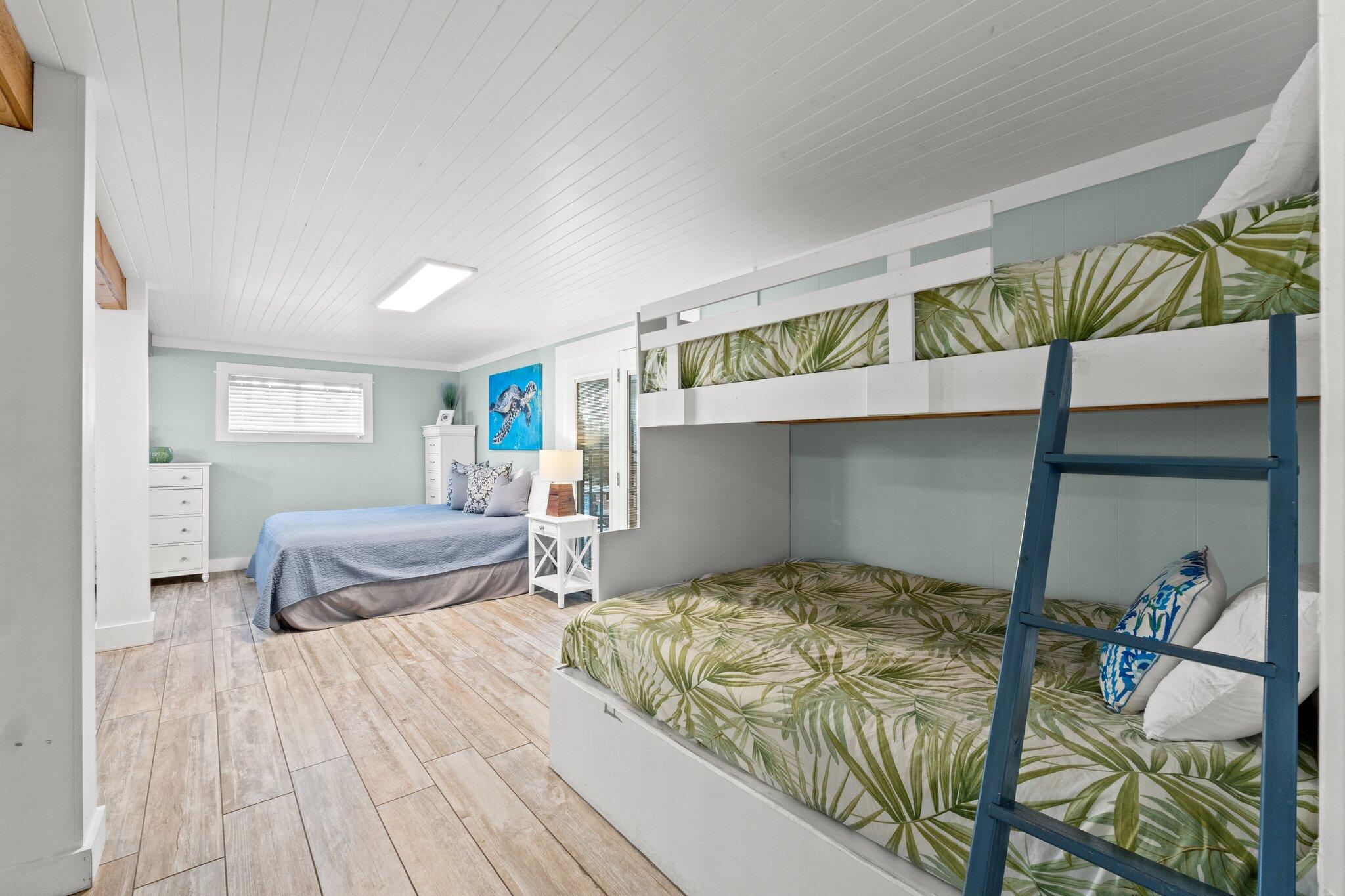 SEAGROVE 1ST ADDN - Residential
