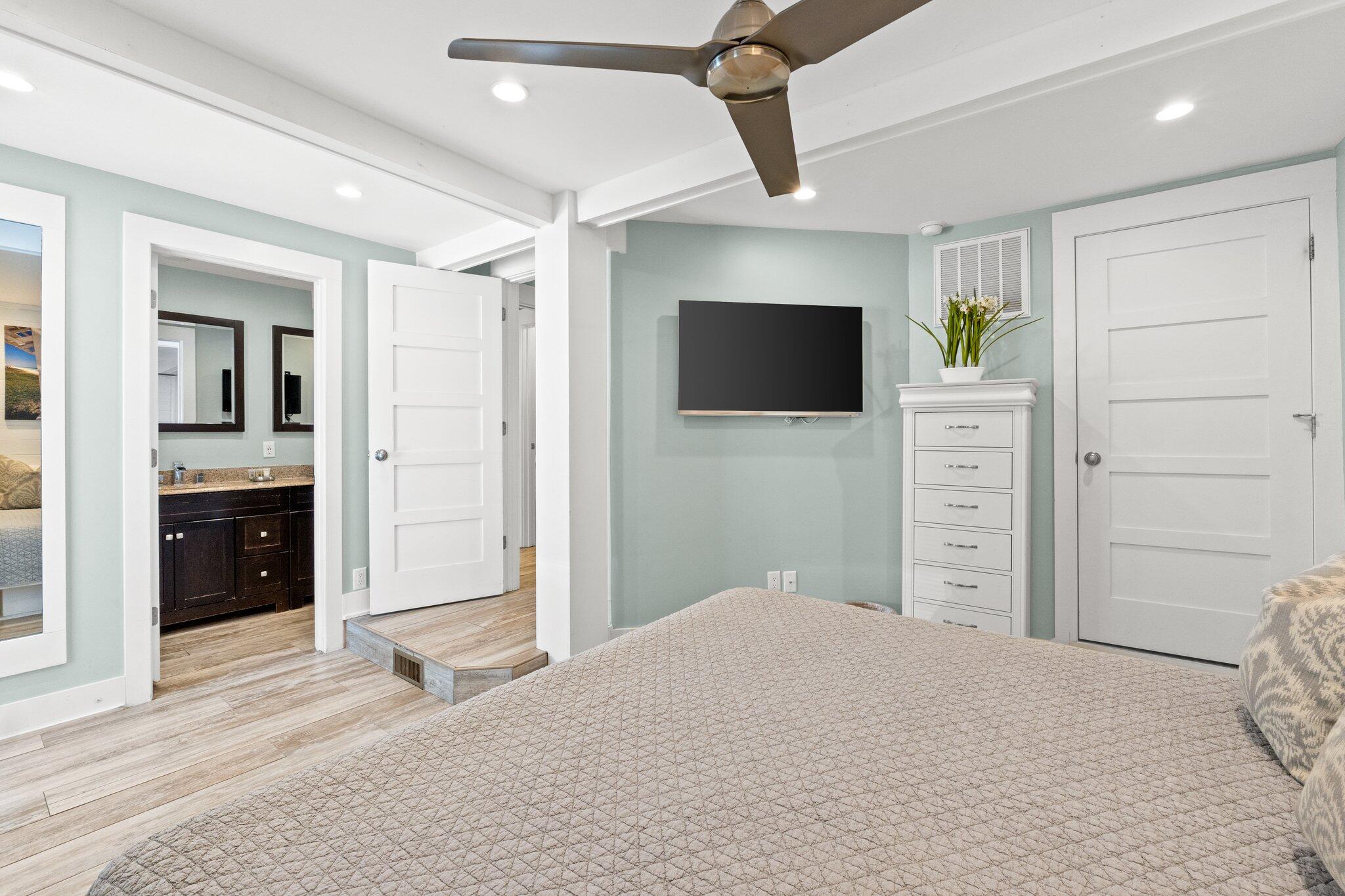 SEAGROVE 1ST ADDN - Residential