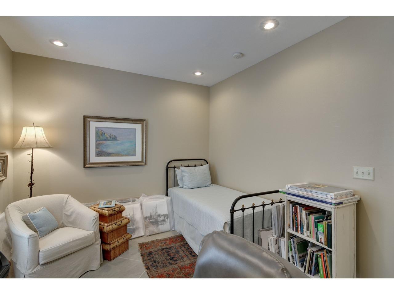 GULFVIEW HEIGHTS 1ST ADDN - Residential