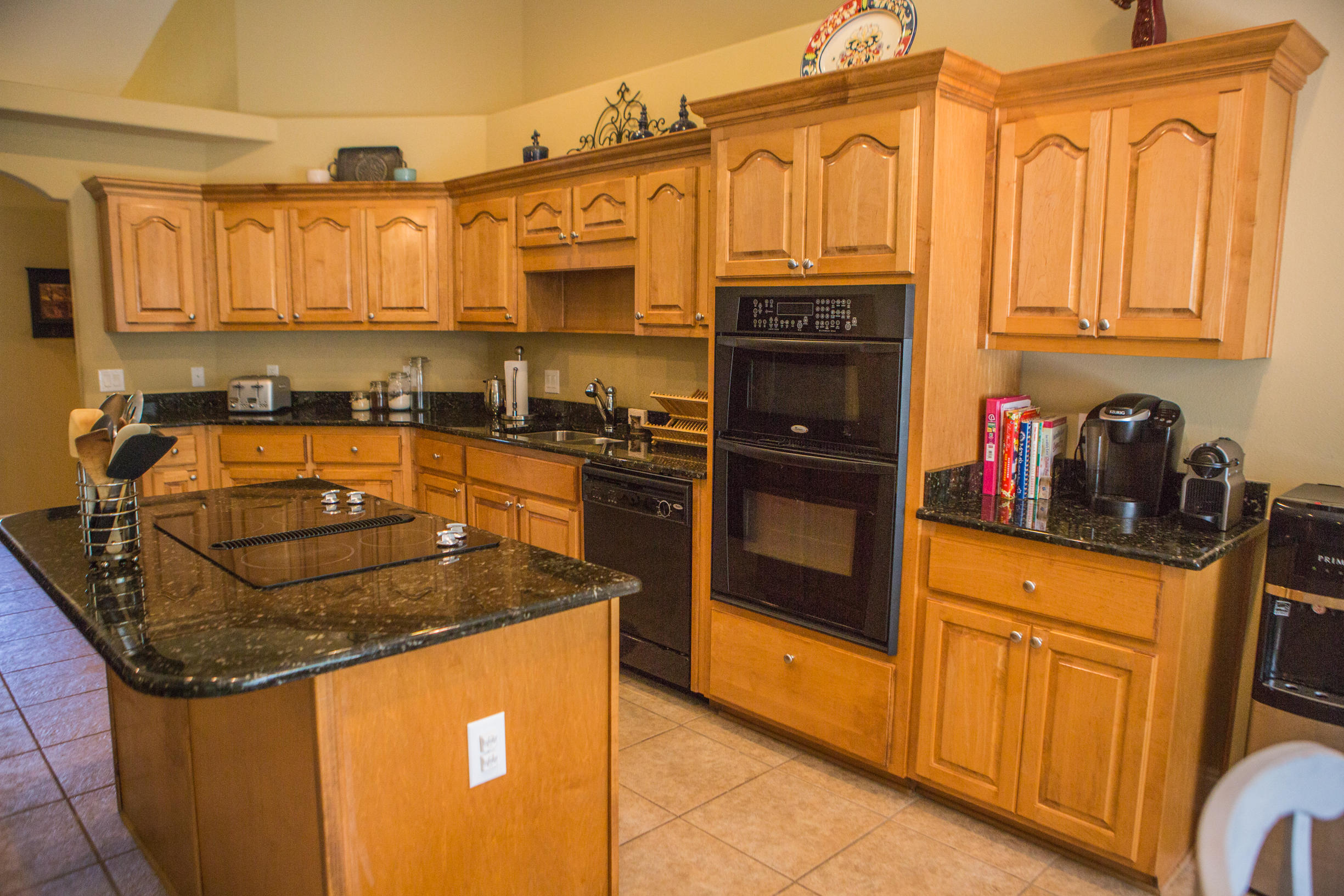 HOLLEY BY THE SEA - Residential