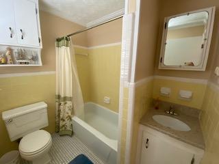 STING RAY CONDO - Residential