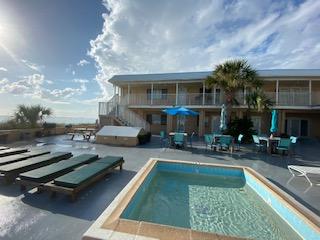 STING RAY CONDO - Residential