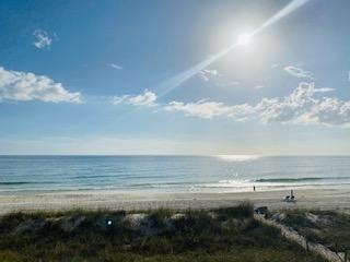 STING RAY CONDO - Residential