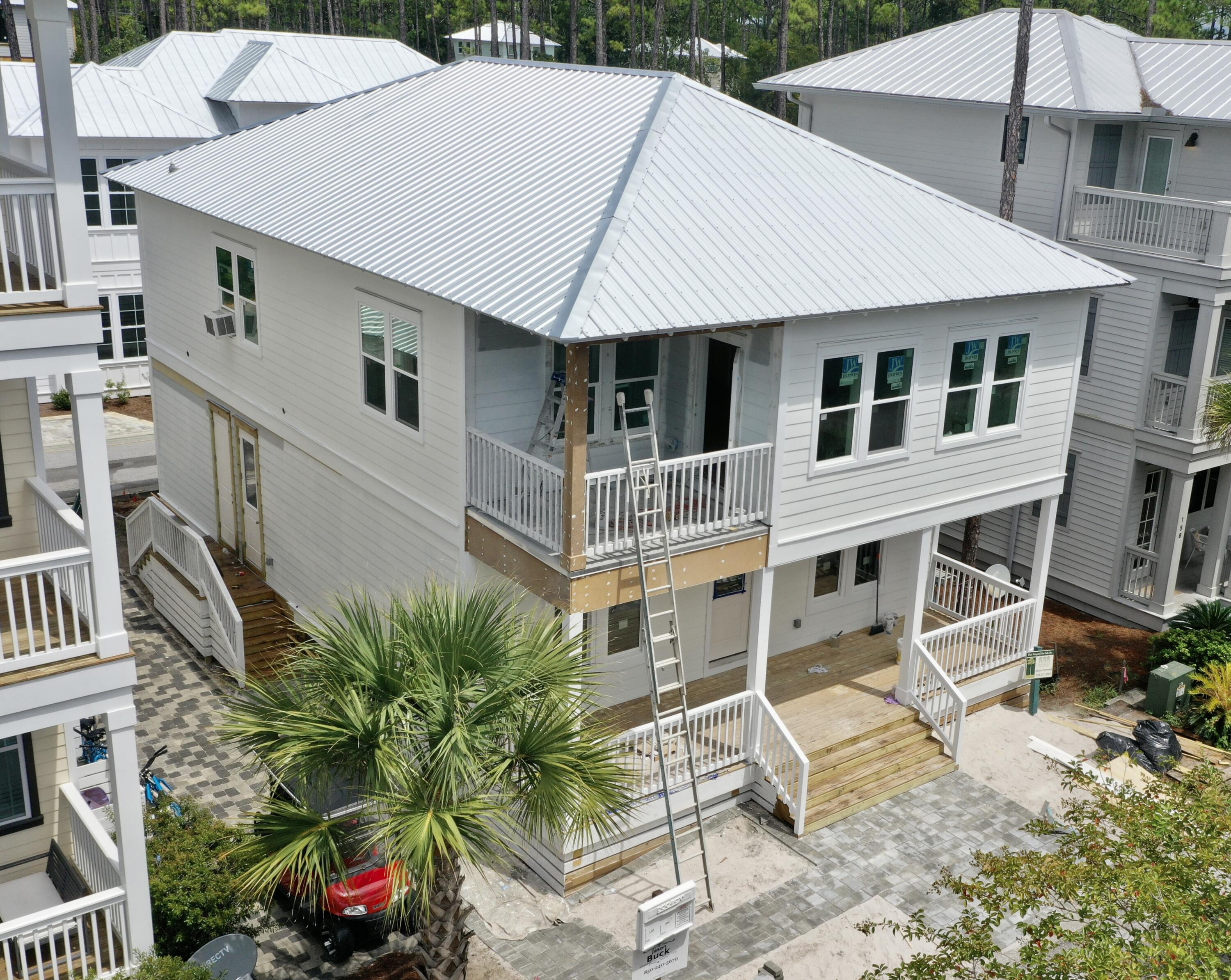 TREETOP VILLAGE - Residential