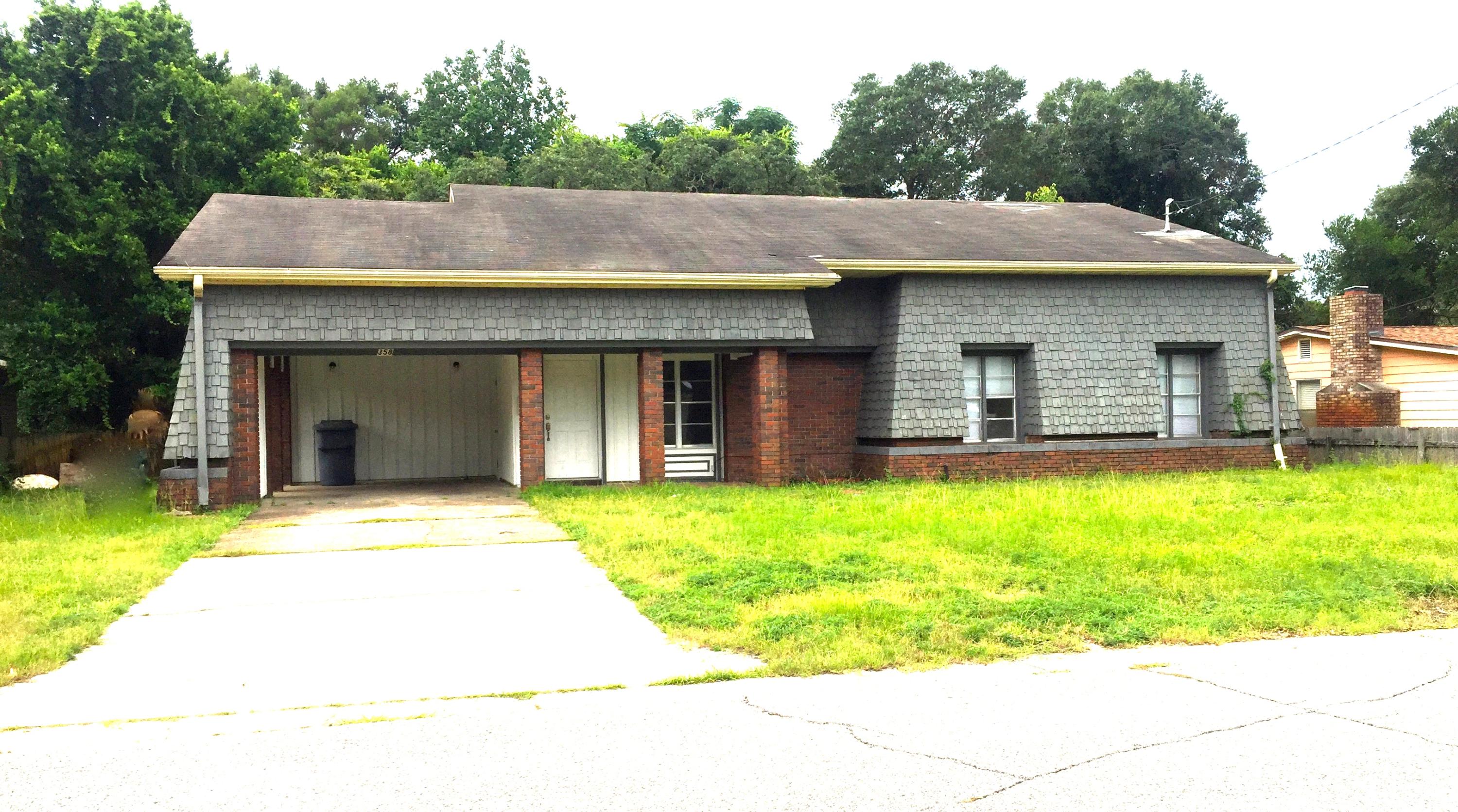 ELLIOTTS POINT 4TH ADDN - Residential