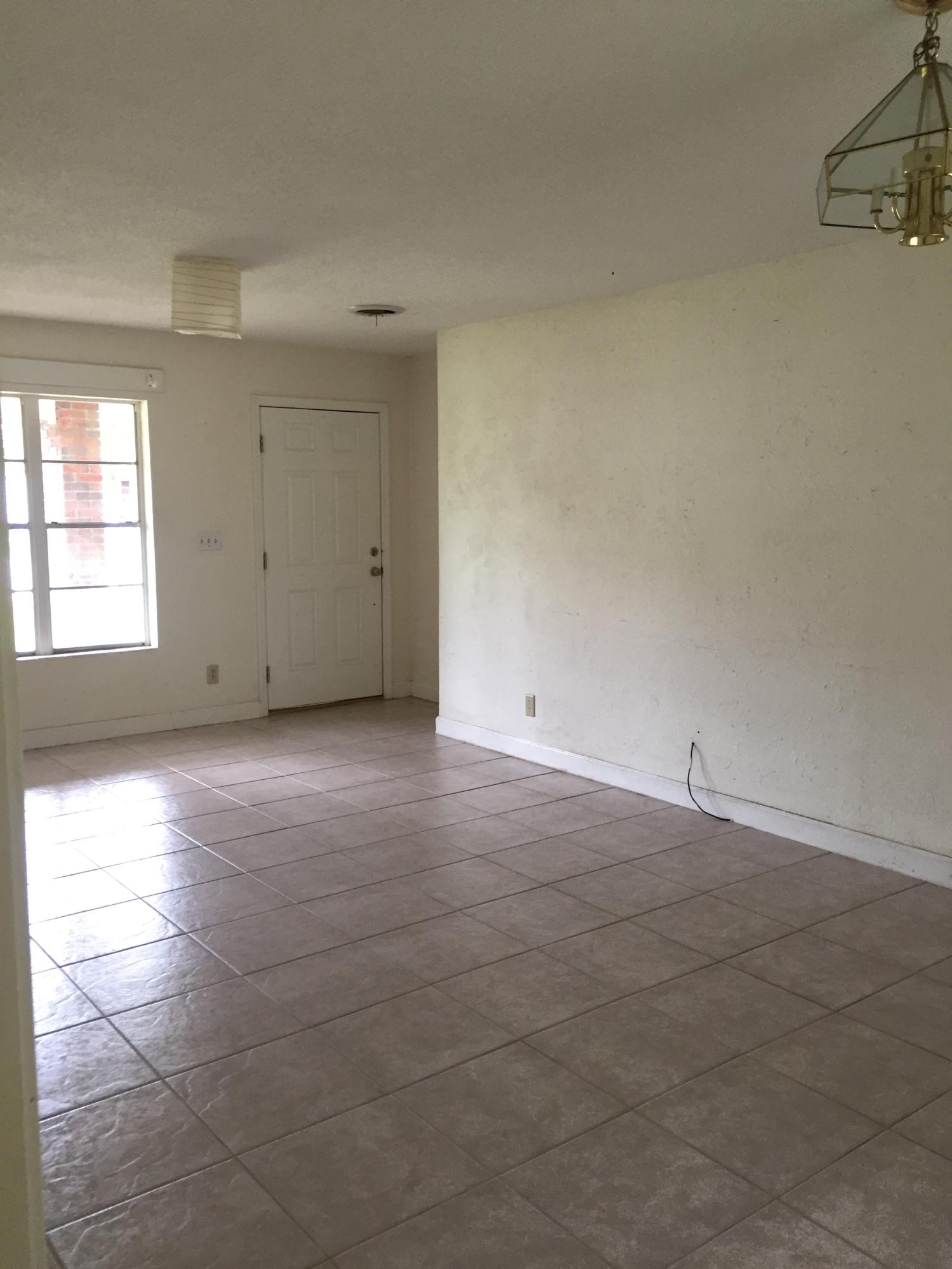 ELLIOTTS POINT 4TH ADDN - Residential