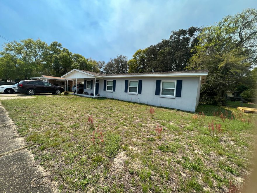 Property had kitchen and baths renovated in 2011. Flooring was tile and laminate and done within the last 10 years. Roof is 2011 and new windows installed in 2011 as well. Home is believed to have either cloth wiring or aluminum. HVAC is 1996 and water heater is 2002. Seller is not making any repairs and the property has been priced accordingly taking into consideration the above.
