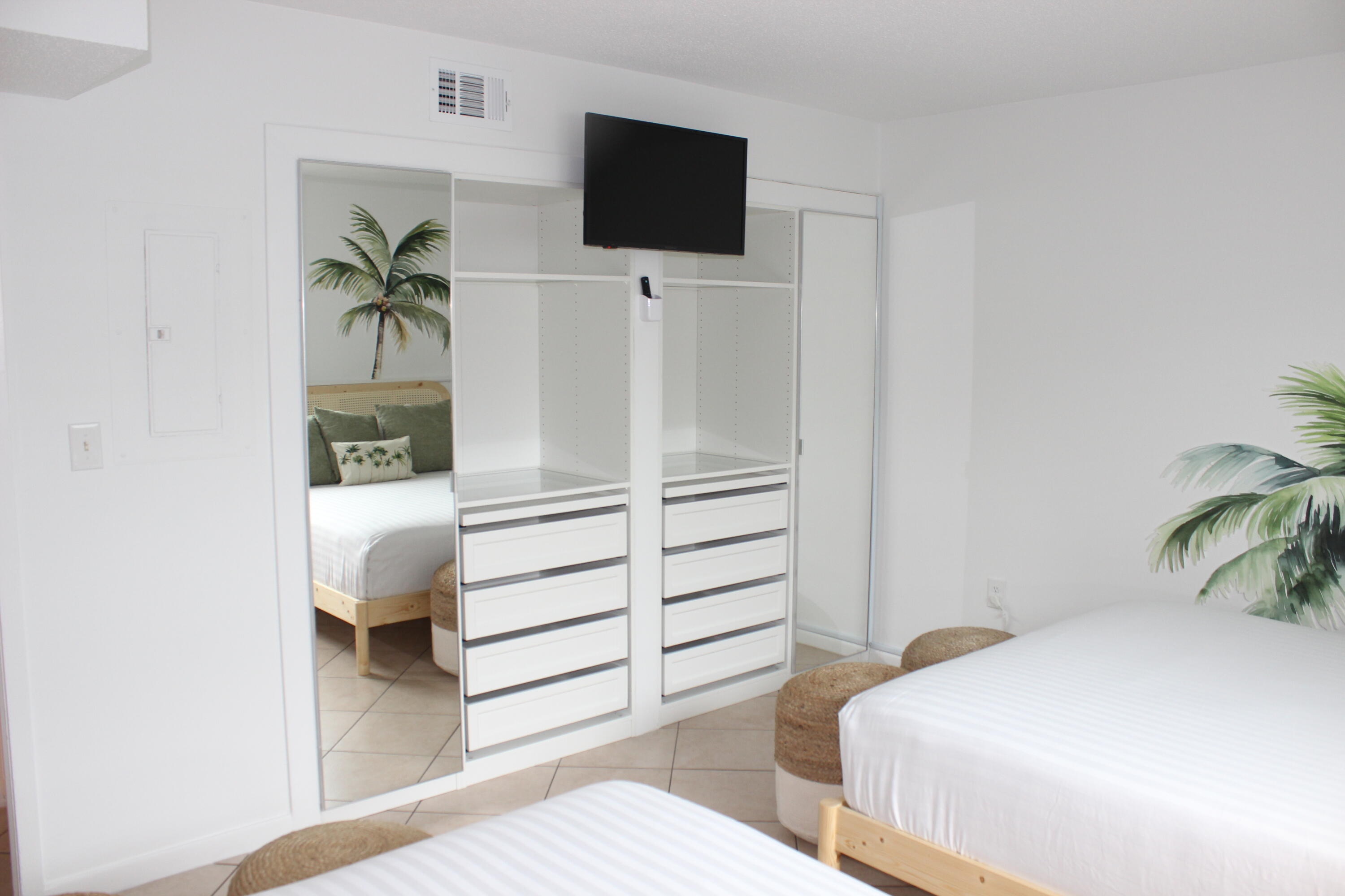 CHATEAU LA MER CONDO - Residential