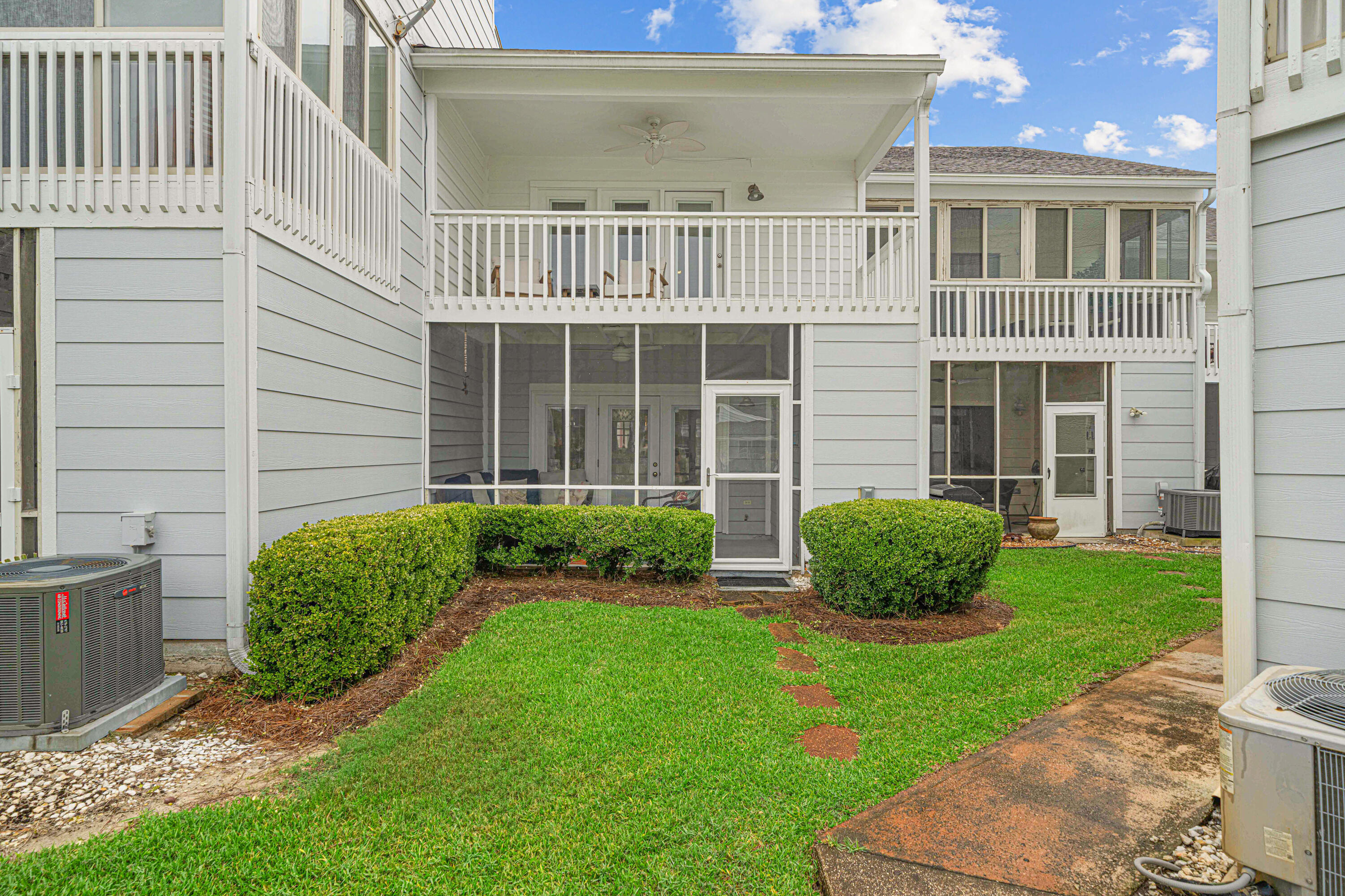 MISTY COVE T/H PH 2 - Residential