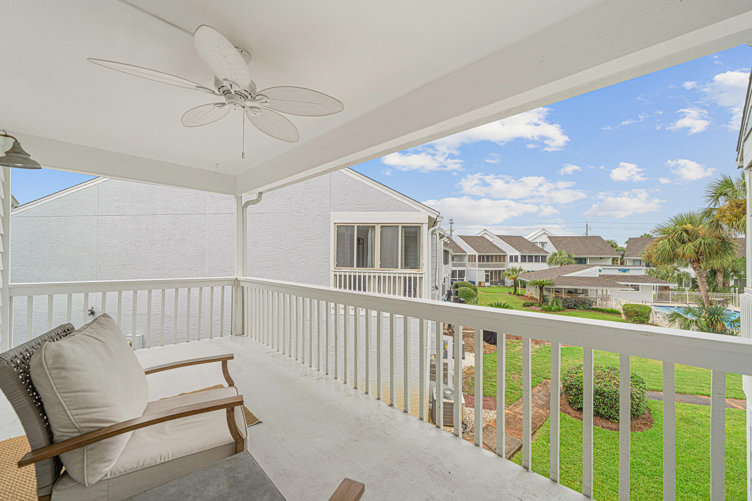 MISTY COVE T/H PH 2 - Residential