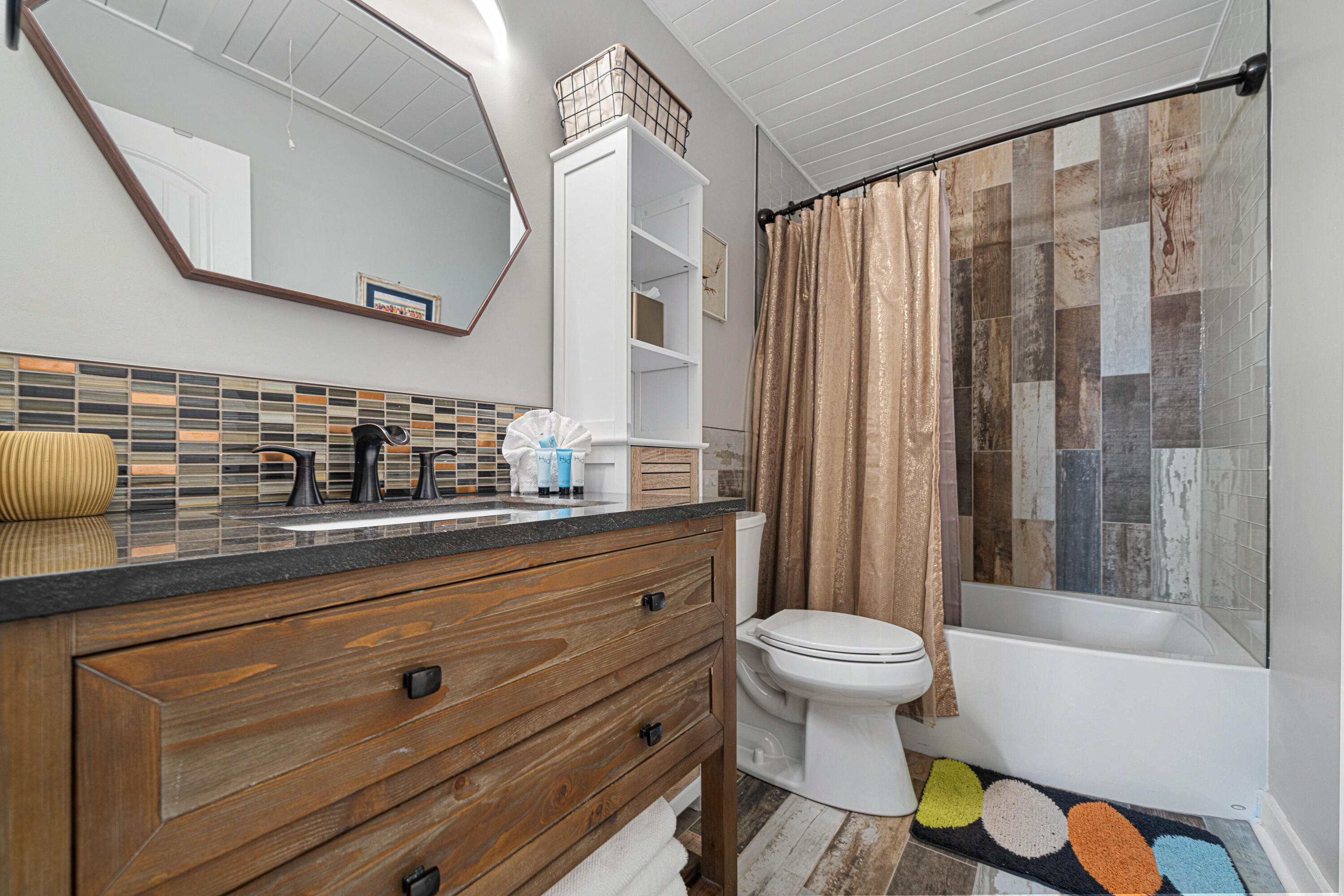 MISTY COVE T/H PH 2 - Residential