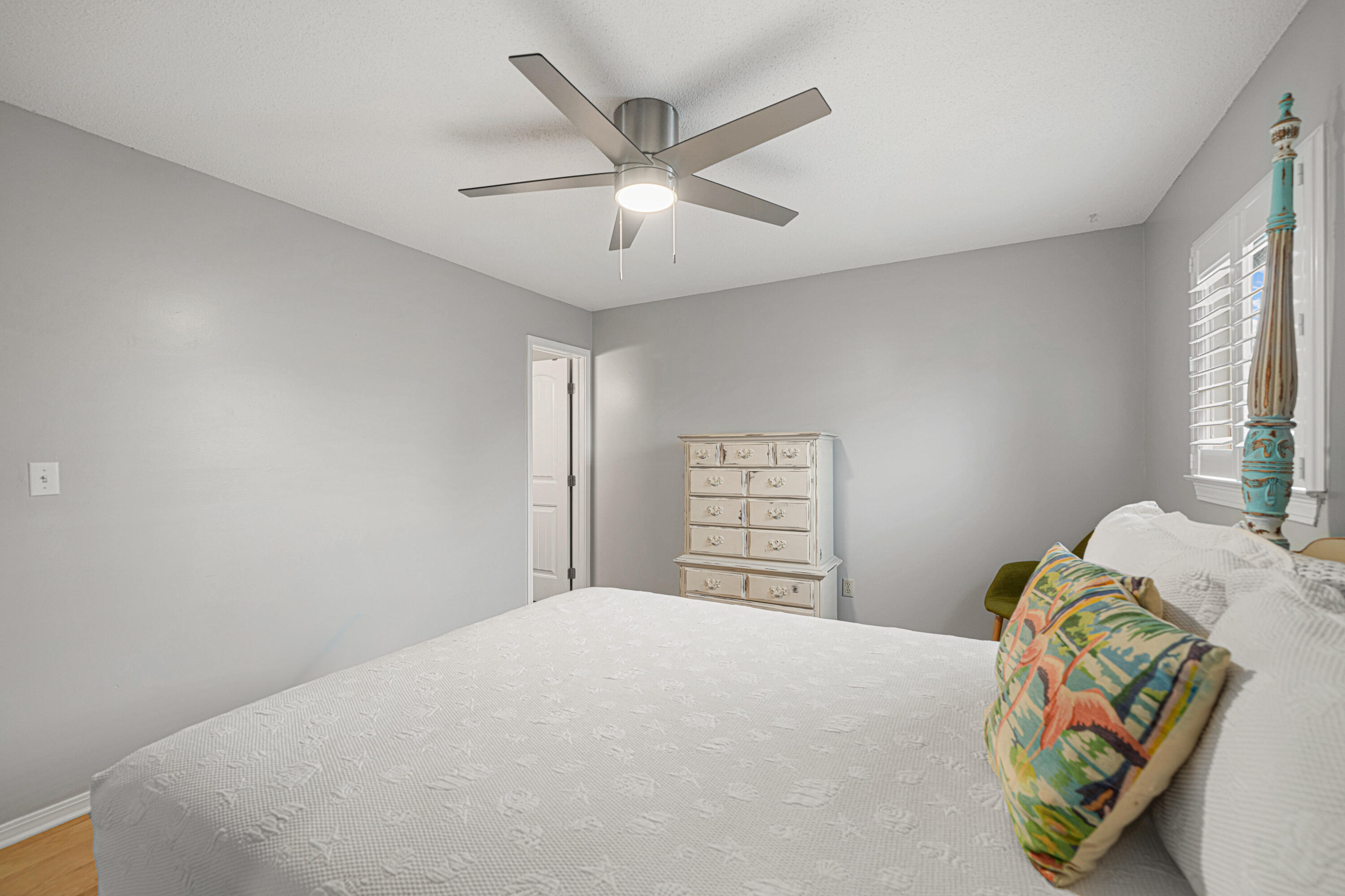 MISTY COVE T/H PH 2 - Residential