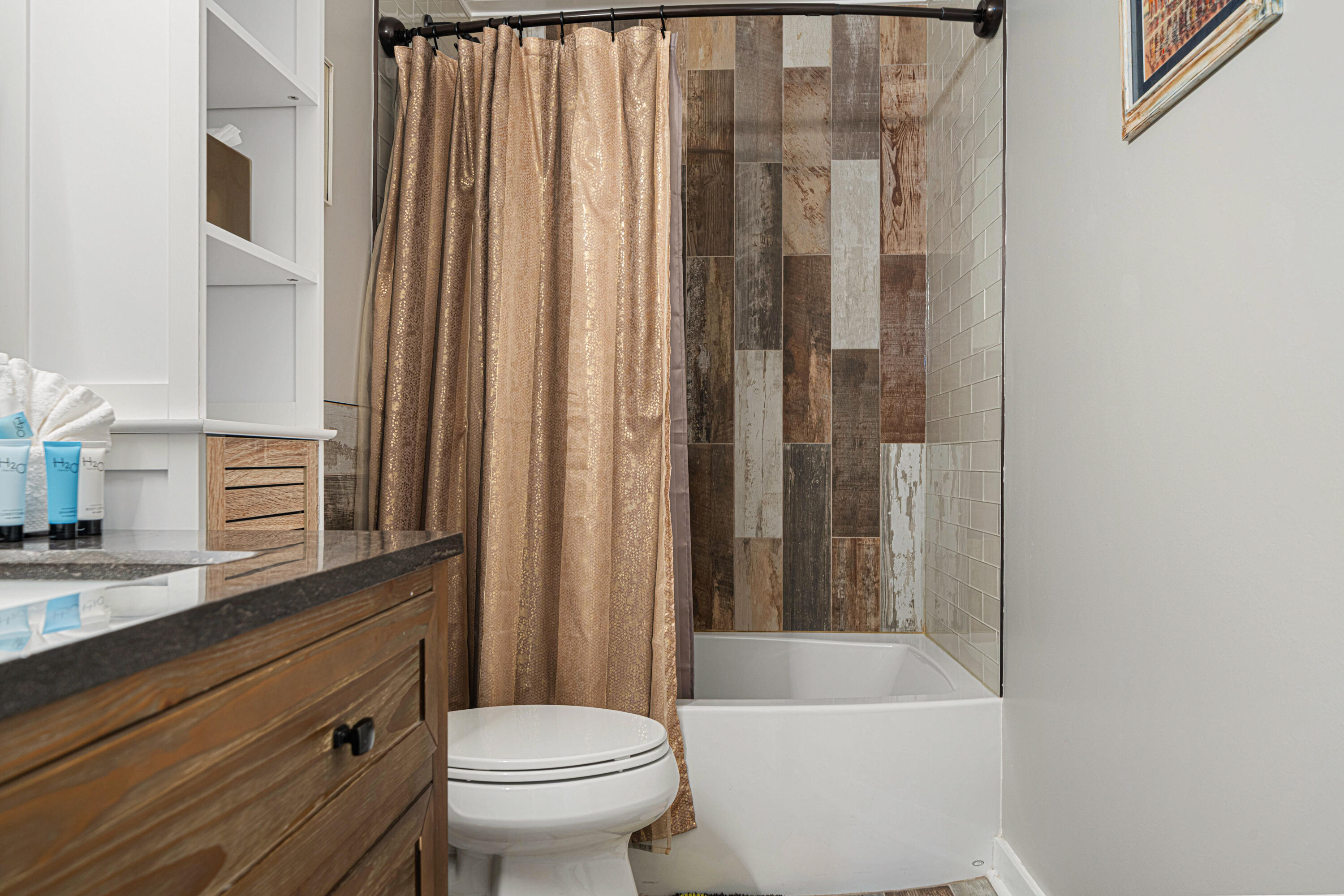 MISTY COVE T/H PH 2 - Residential