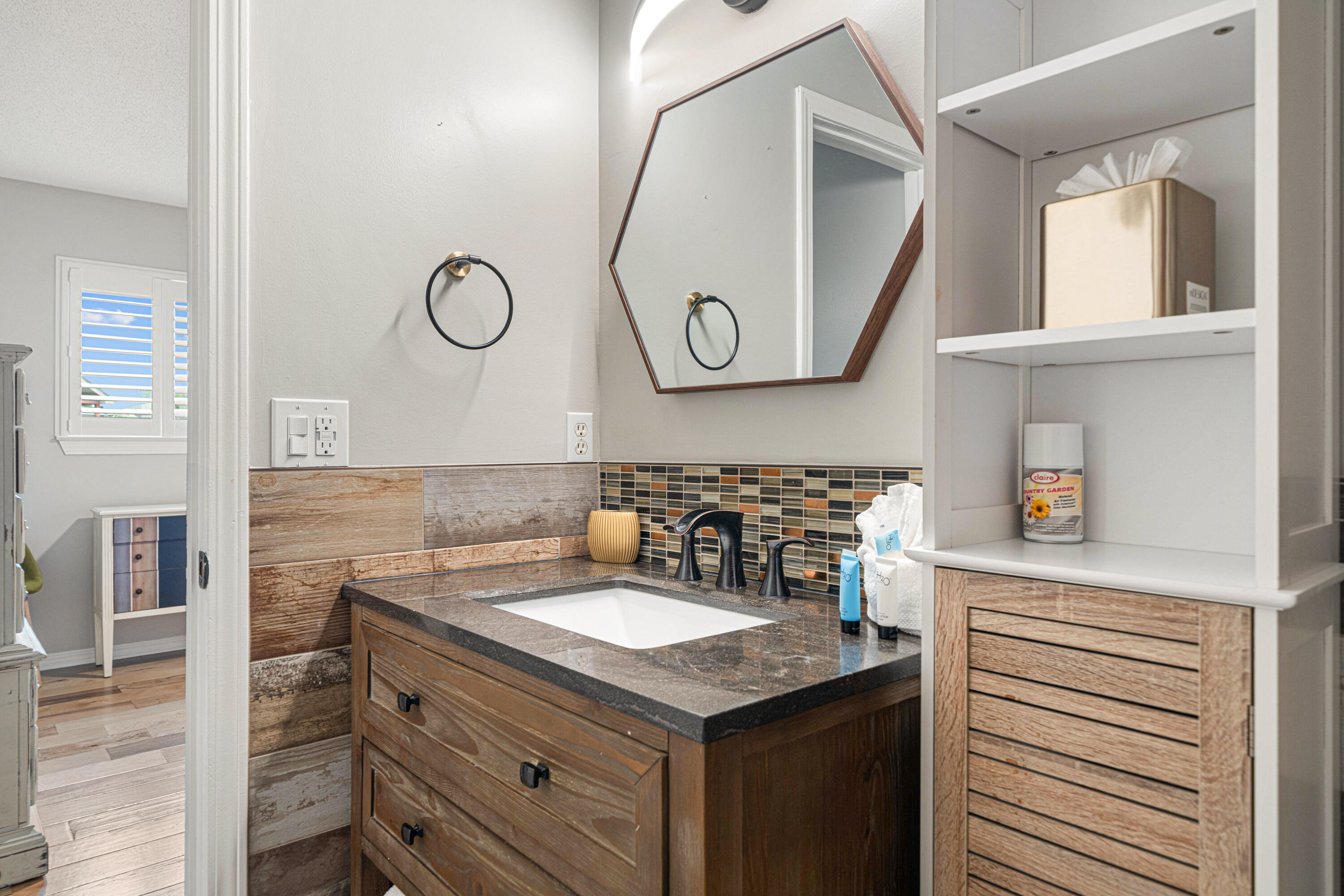 MISTY COVE T/H PH 2 - Residential