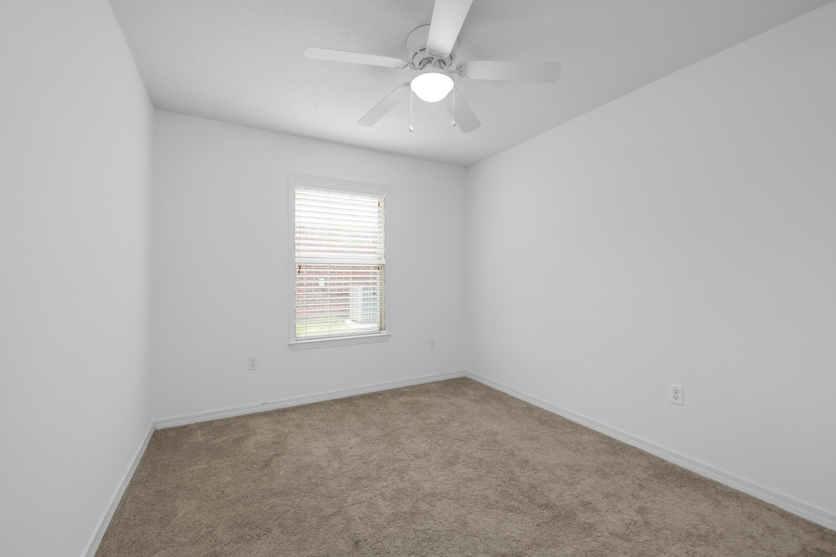 HIDDEN SHORES - Residential