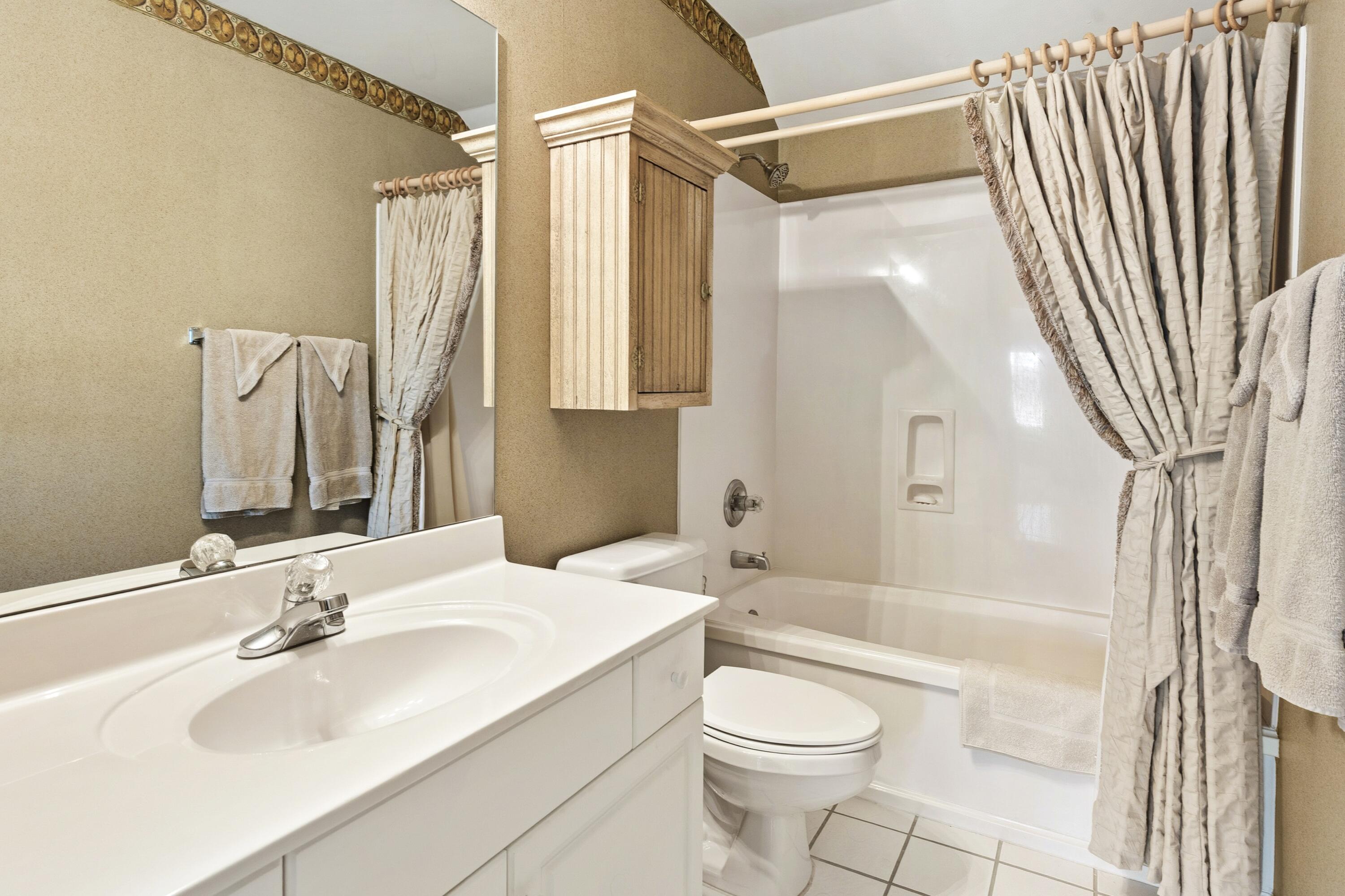 TURNBERRY VILLAS CONDO - Residential