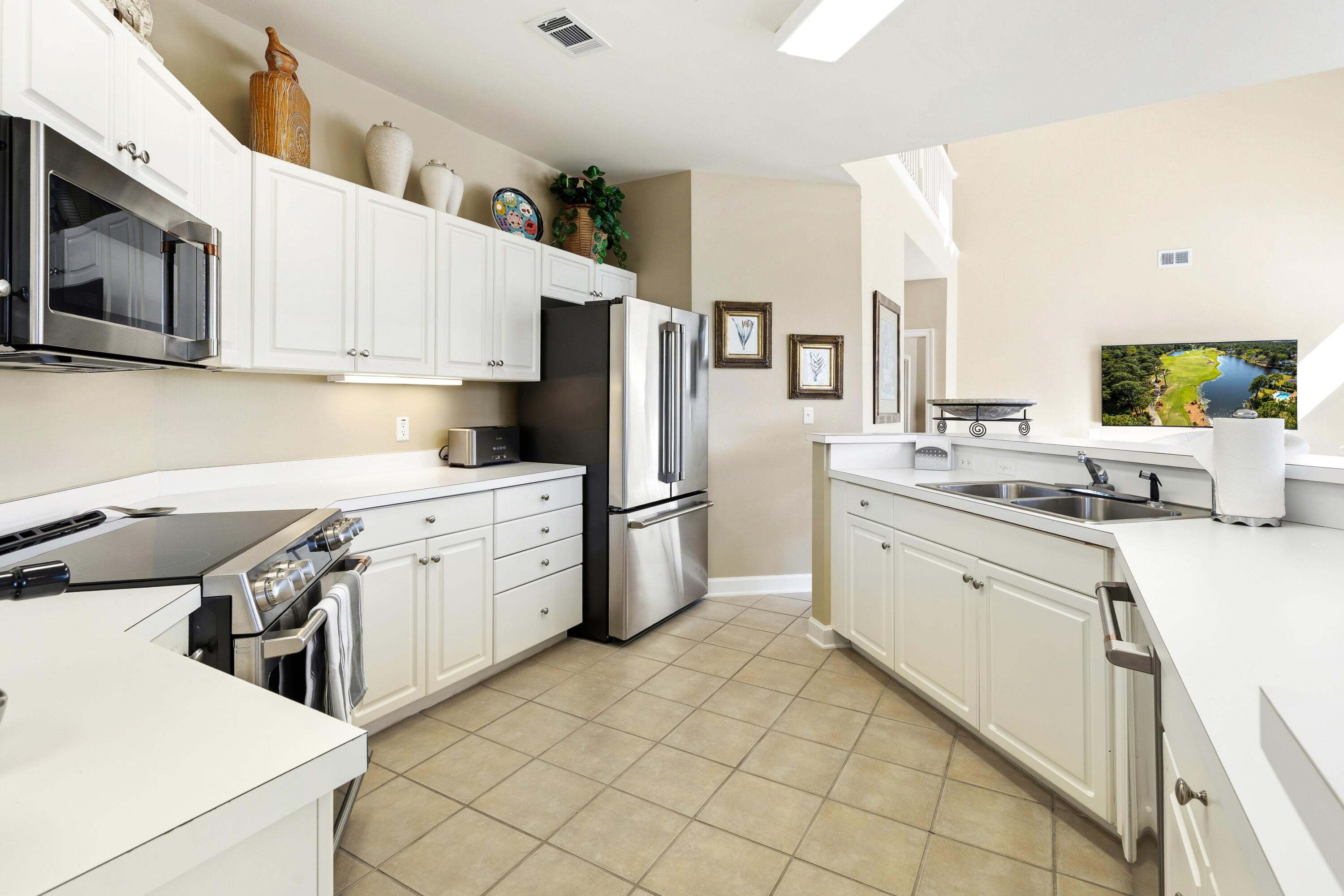 TURNBERRY VILLAS CONDO - Residential