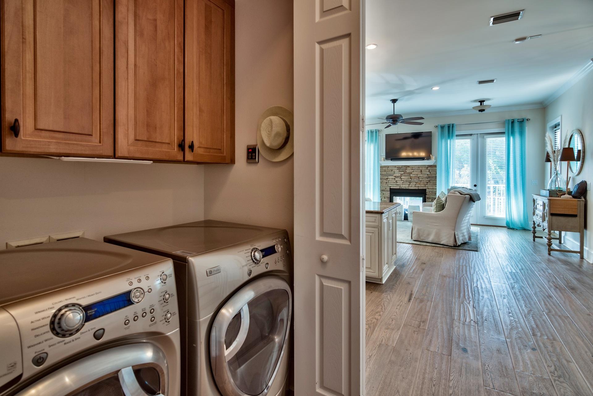 VILLAGE OF WHITE CLIFFS THE - Residential