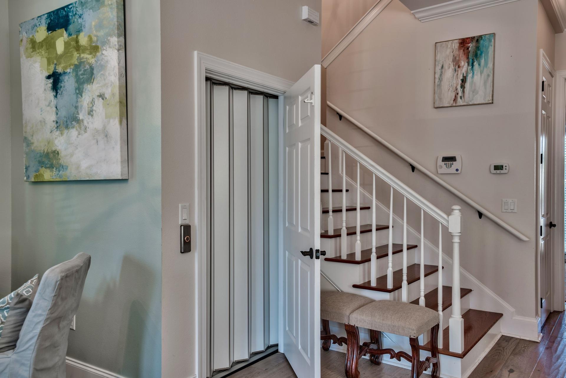 VILLAGE OF WHITE CLIFFS THE - Residential