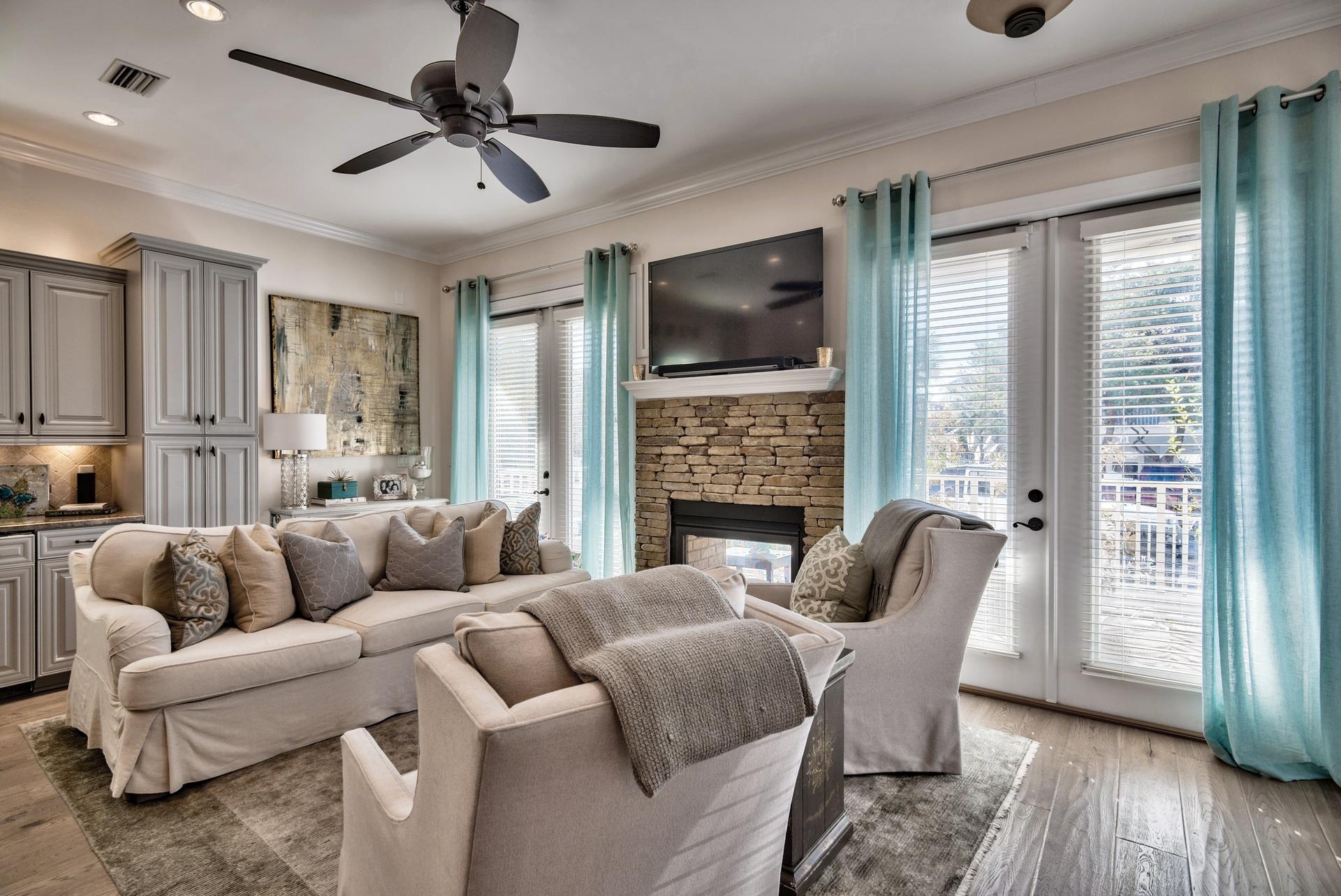 VILLAGE OF WHITE CLIFFS THE - Residential