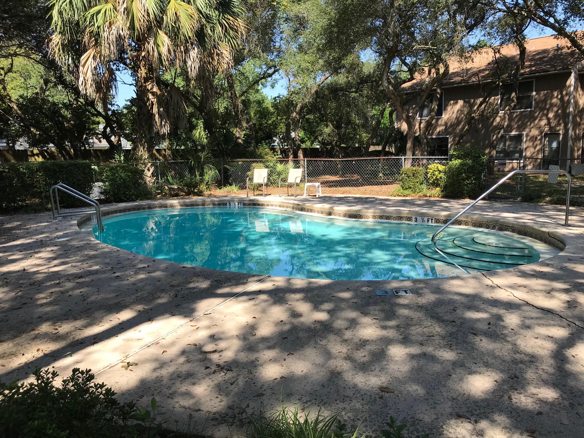 FALCON RIDGE - Residential