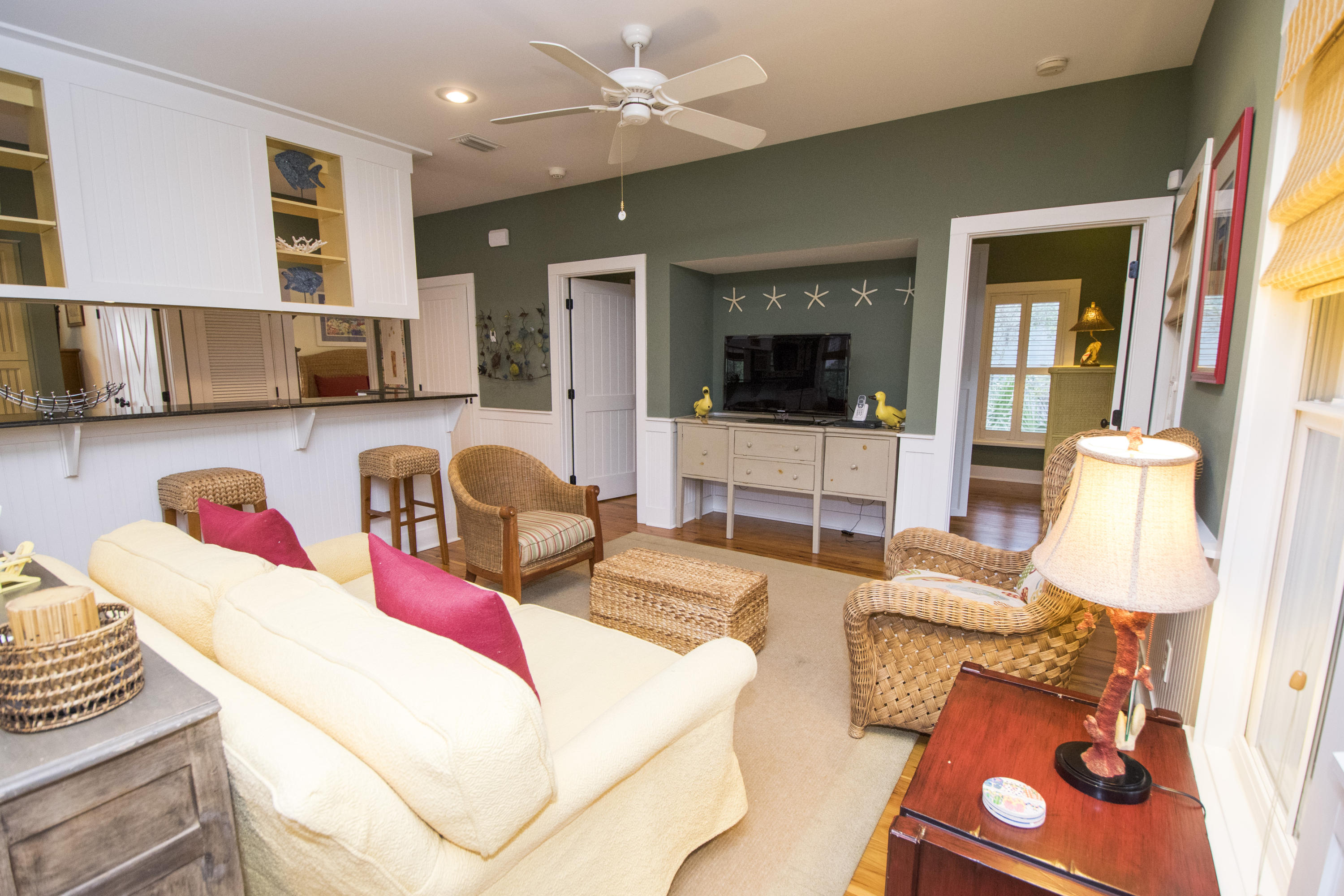 MAGNOLIA COTTAGES - Residential