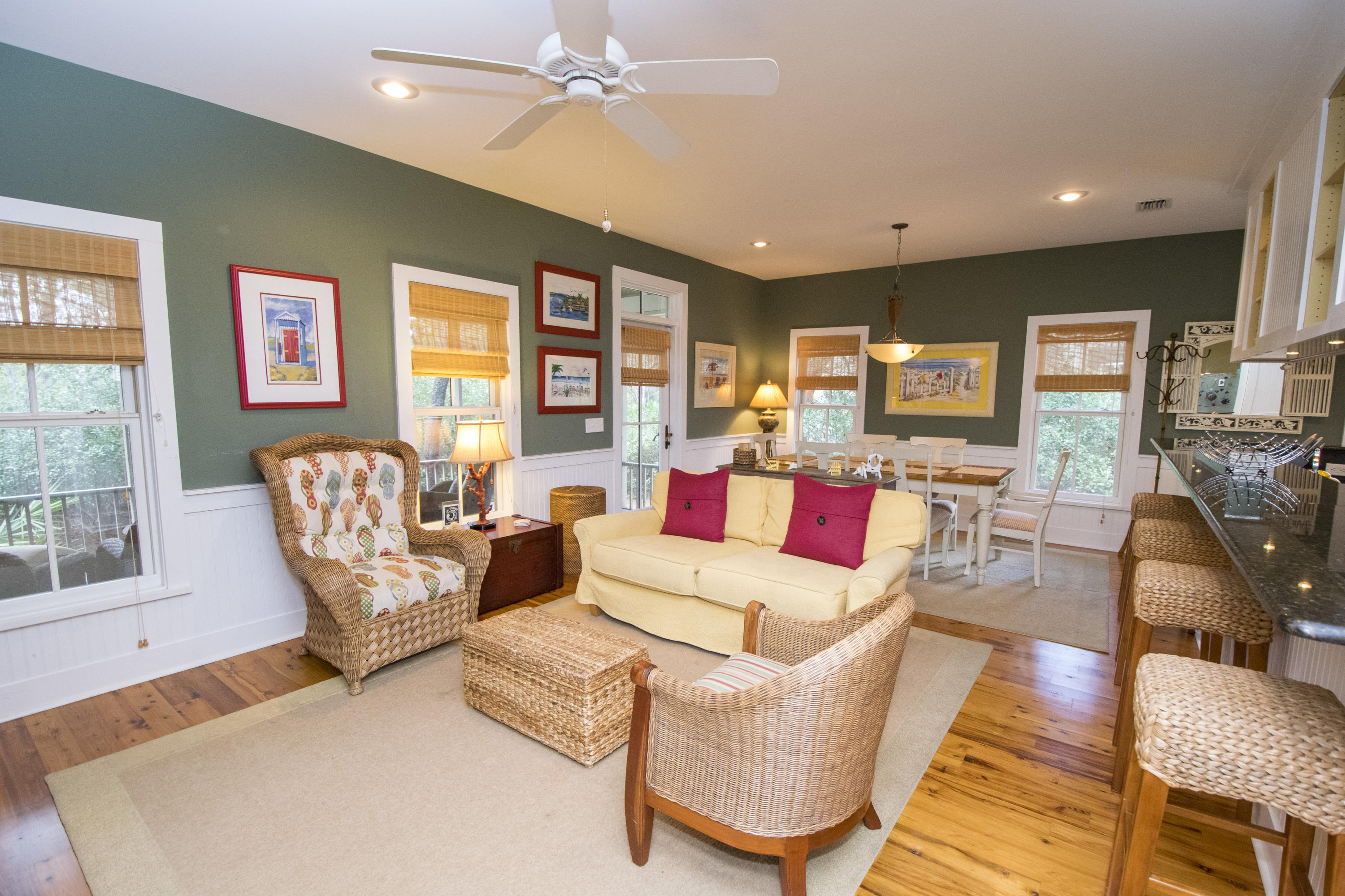 MAGNOLIA COTTAGES - Residential