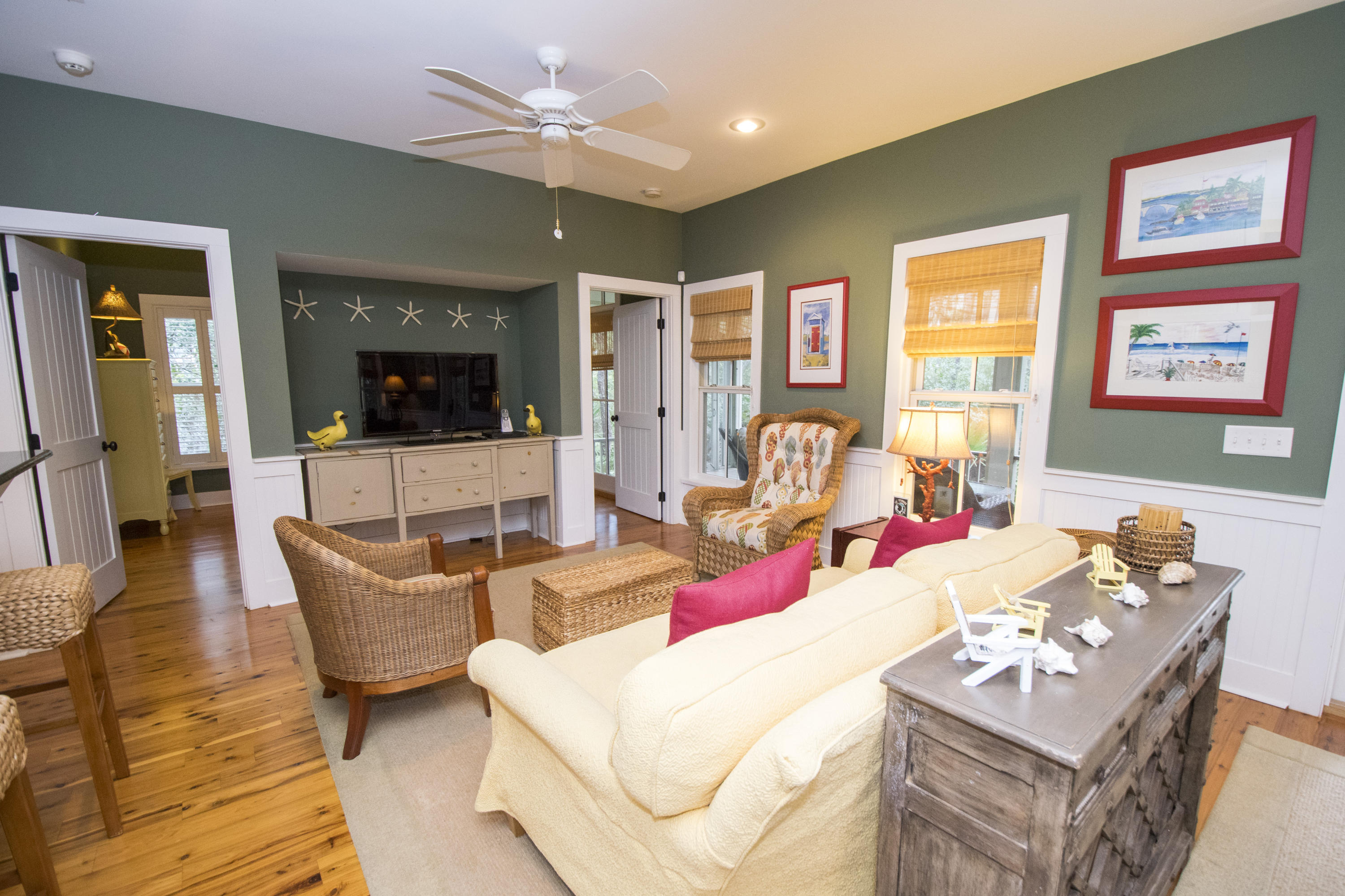 MAGNOLIA COTTAGES - Residential