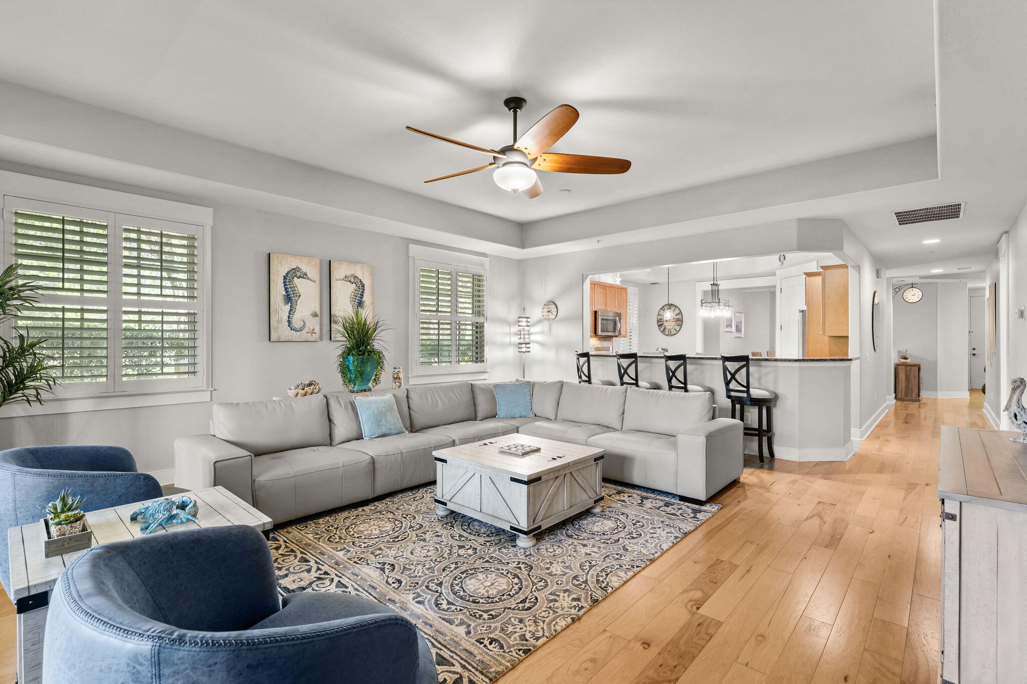 WILD HERON - CLUBSIDE II - Residential