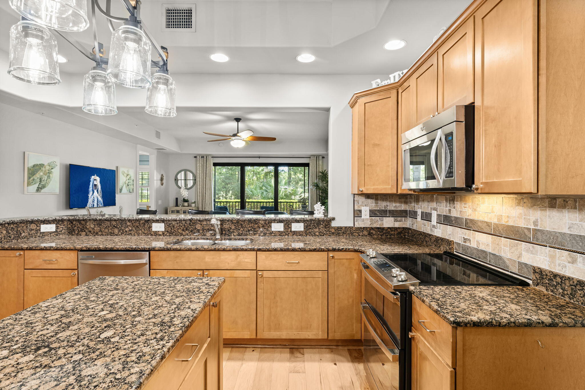 WILD HERON - CLUBSIDE II - Residential