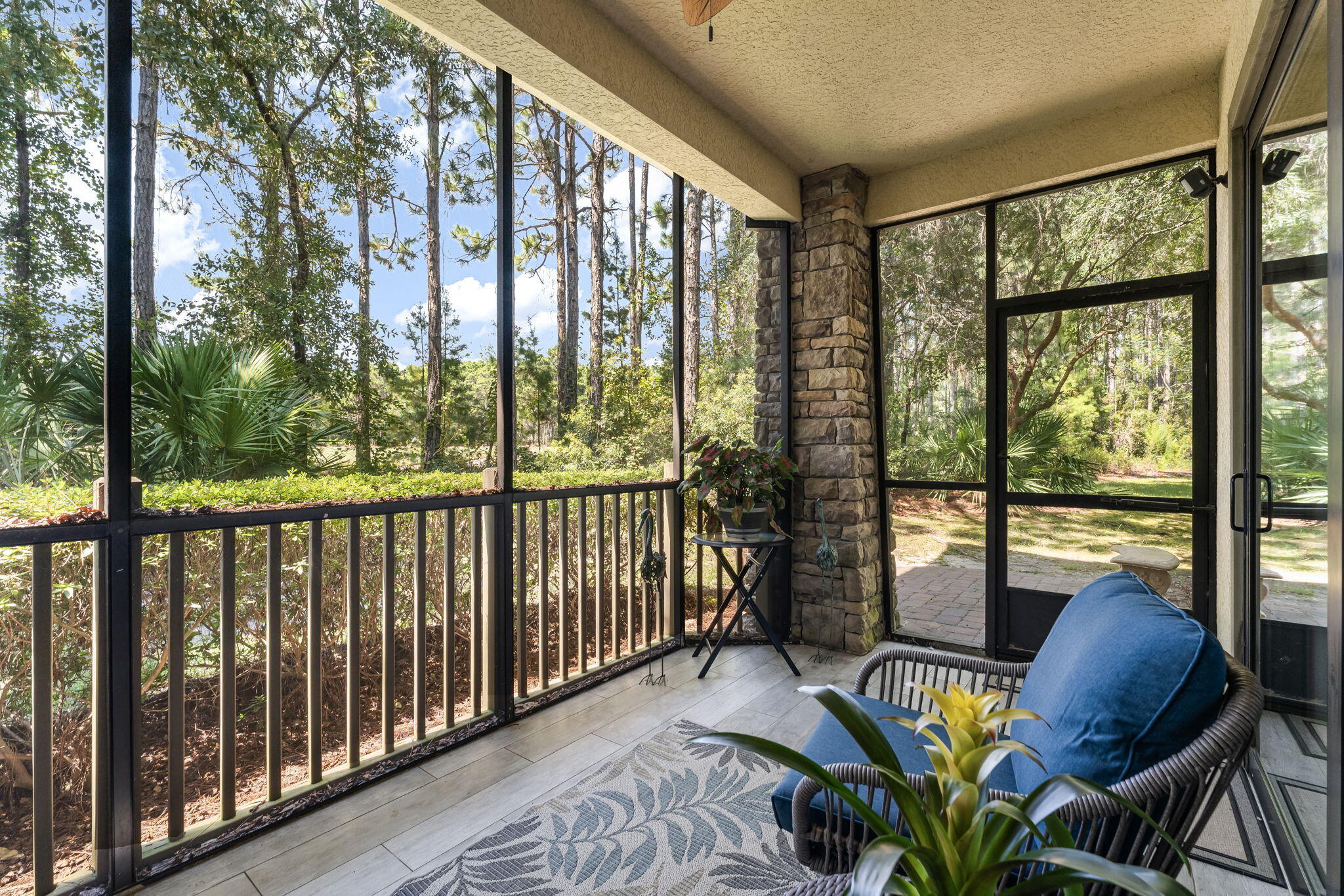WILD HERON - CLUBSIDE II - Residential