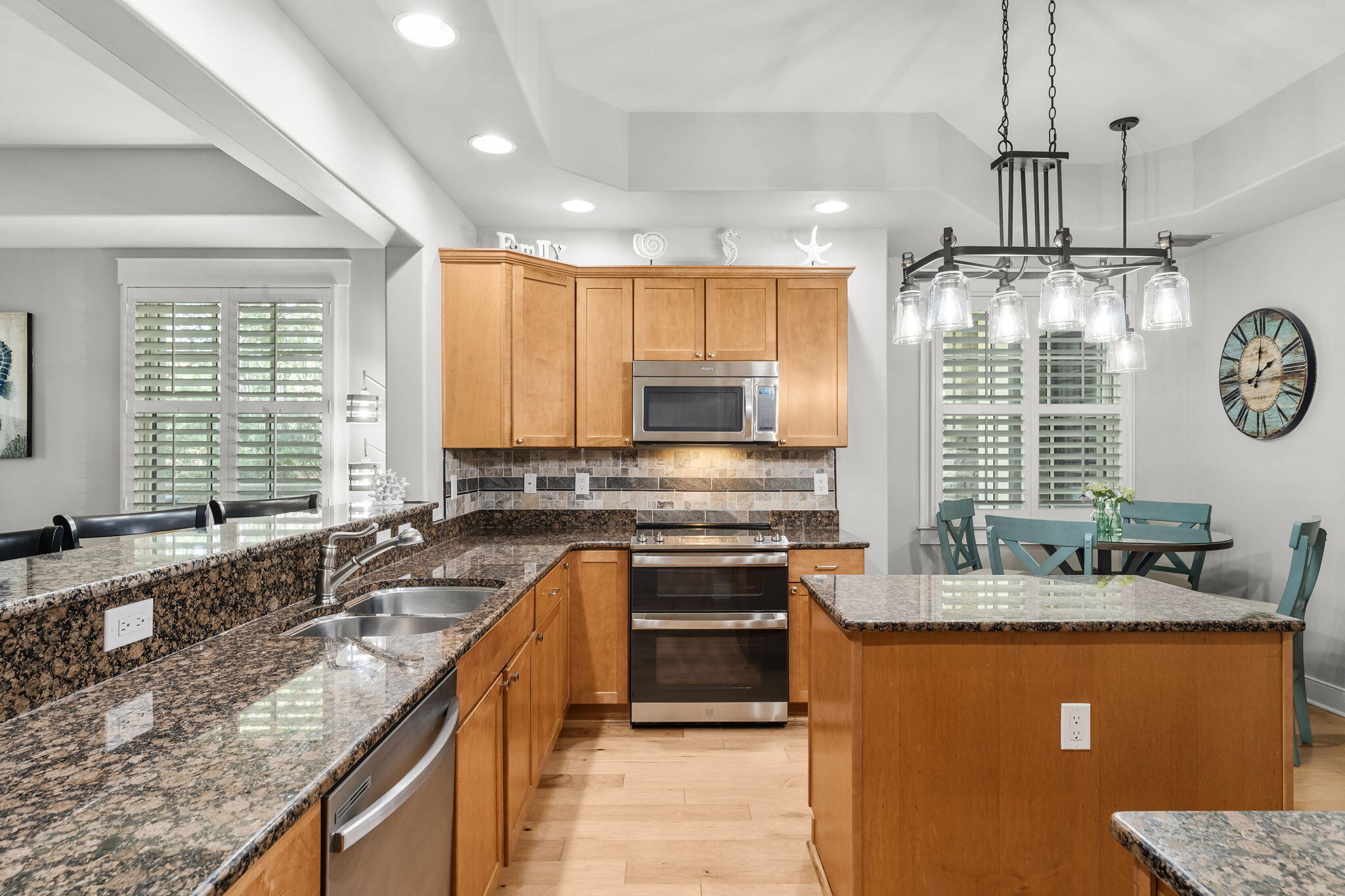 WILD HERON - CLUBSIDE II - Residential
