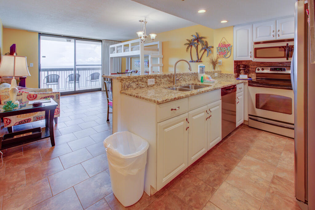 SUNDESTIN INTERNATIONAL CONDO - Residential