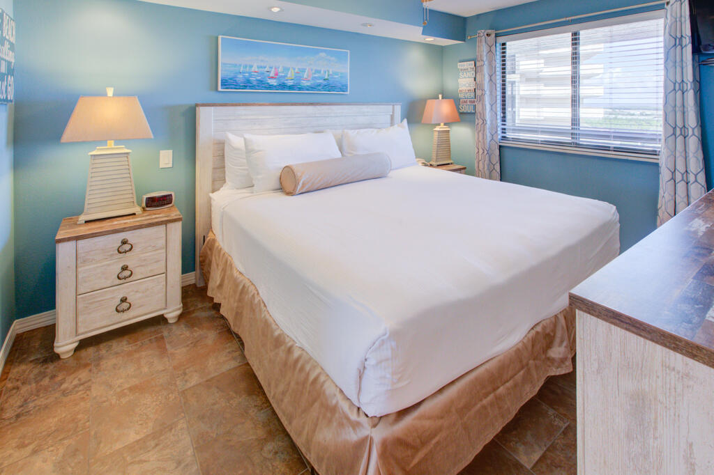SUNDESTIN INTERNATIONAL CONDO - Residential