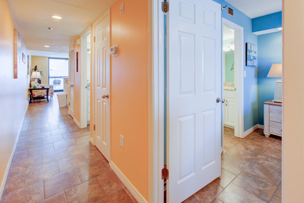 SUNDESTIN INTERNATIONAL CONDO - Residential
