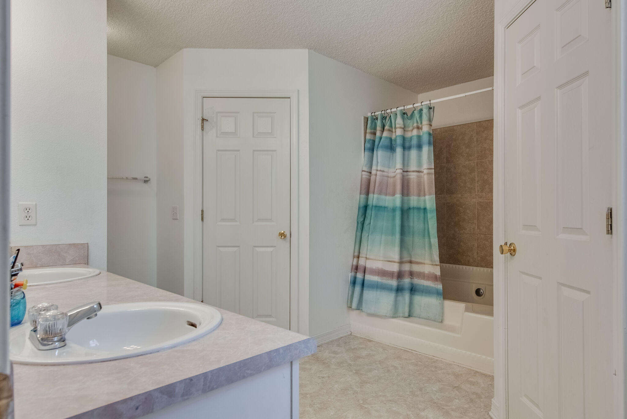 SANTA ROSA SHORES EAST - Residential