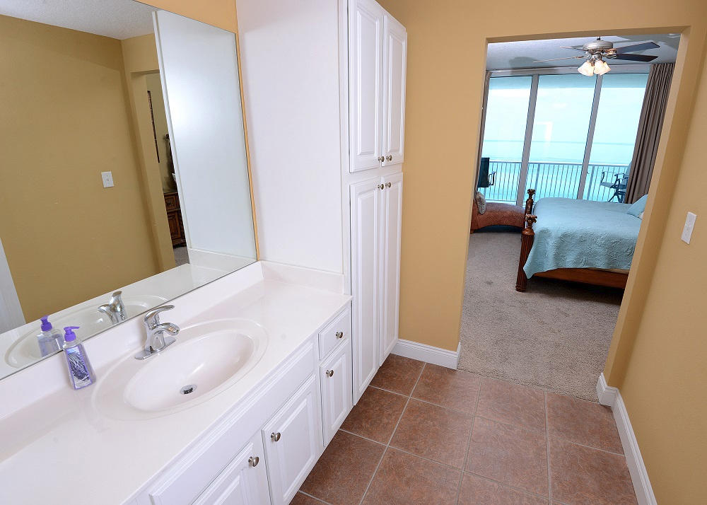 PALAZZO CONDOMINIUM - Residential