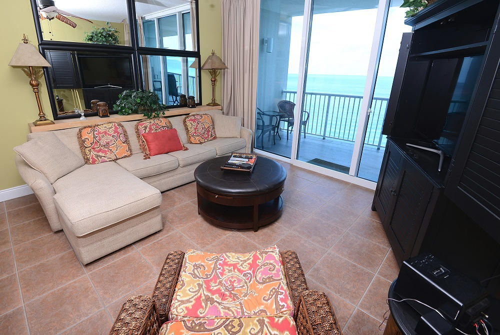 PALAZZO CONDOMINIUM - Residential