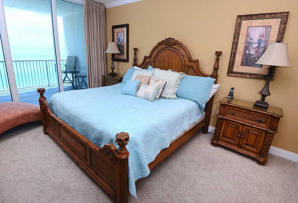 PALAZZO CONDOMINIUM - Residential