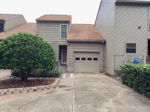 A home in Fort Walton Beach