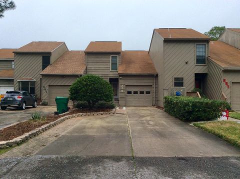 A home in Fort Walton Beach