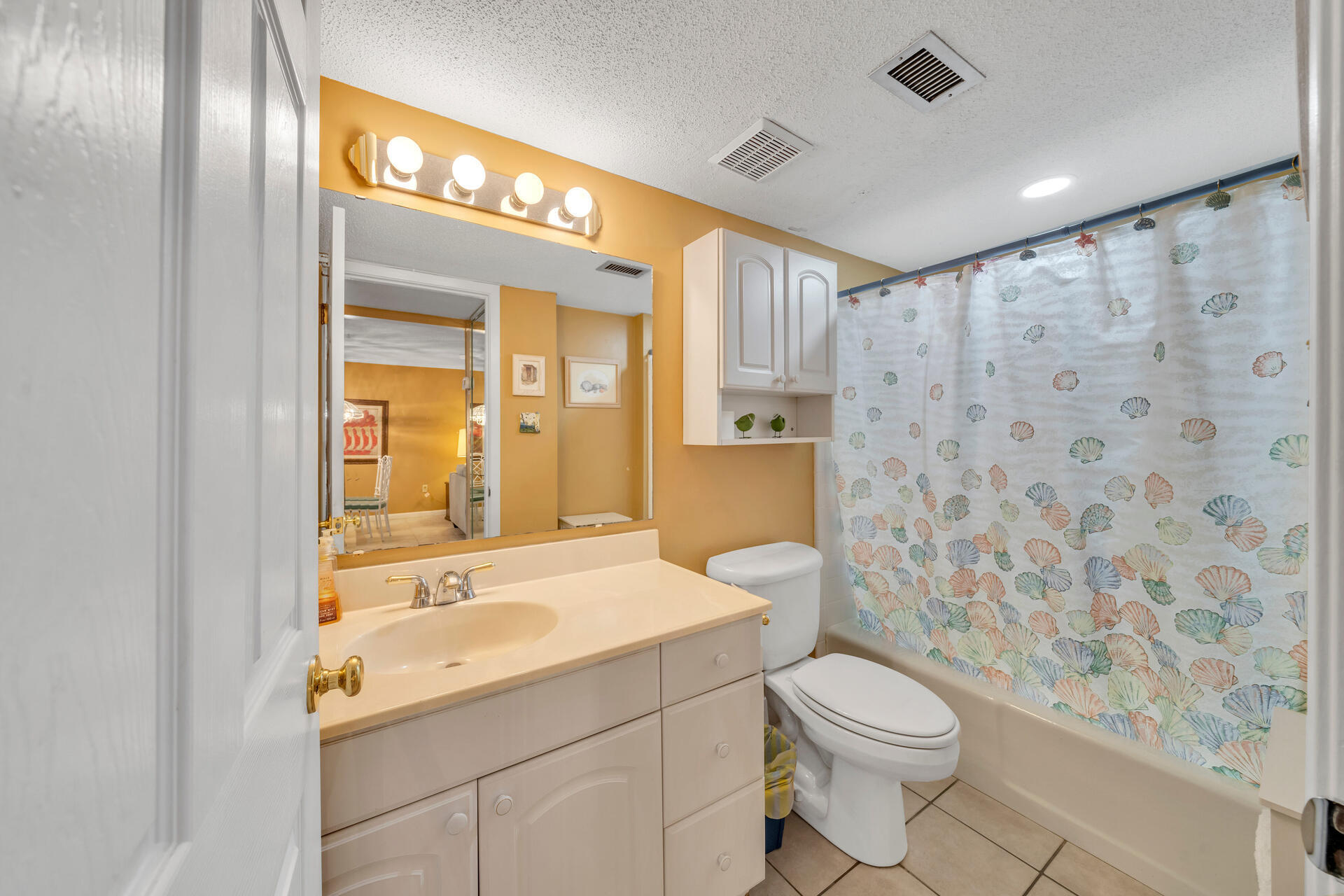 CHATEAU LA MER CONDO - Residential