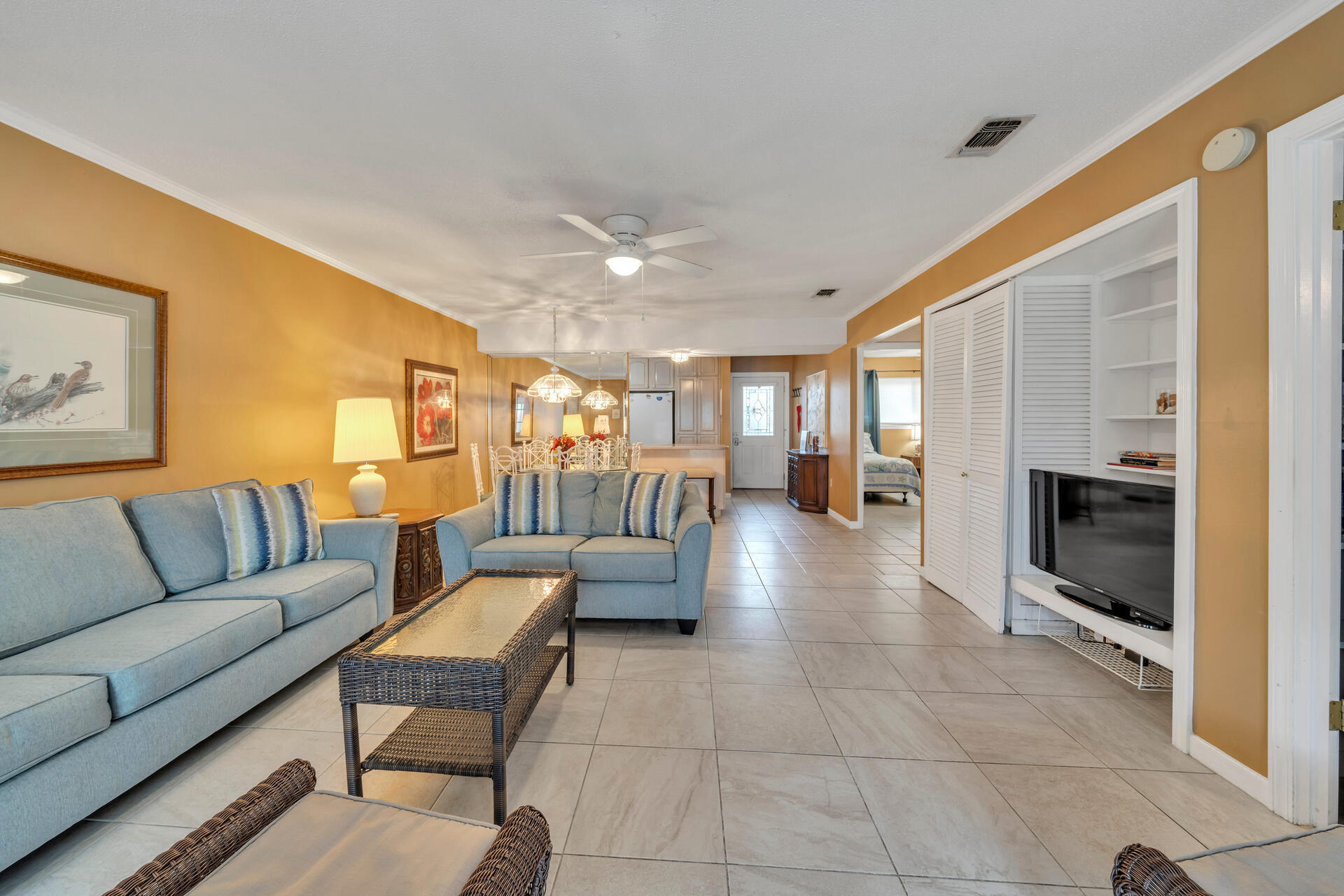 CHATEAU LA MER CONDO - Residential