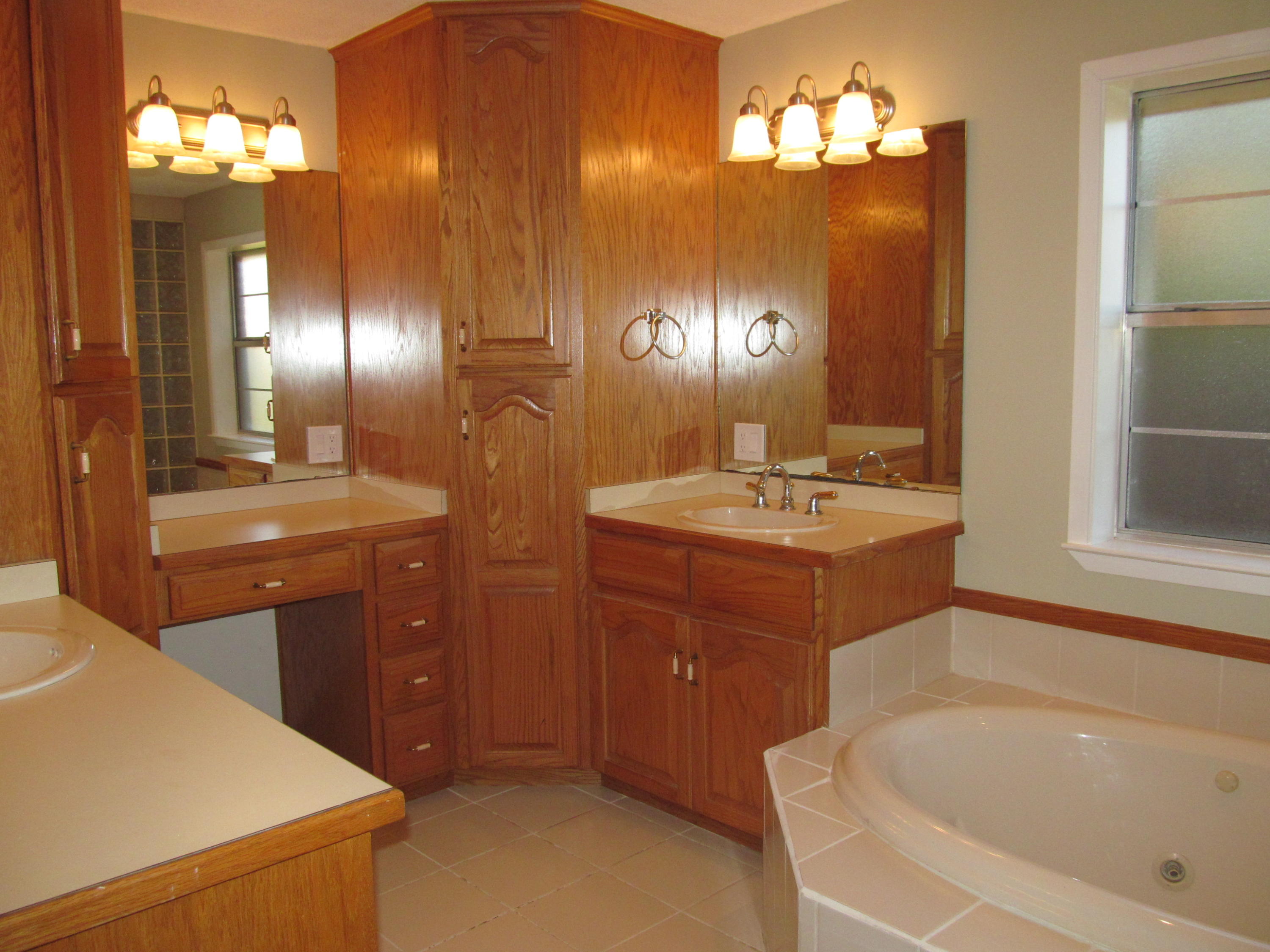 VESTA HEIGHTS 4TH ADDN - Residential Lease